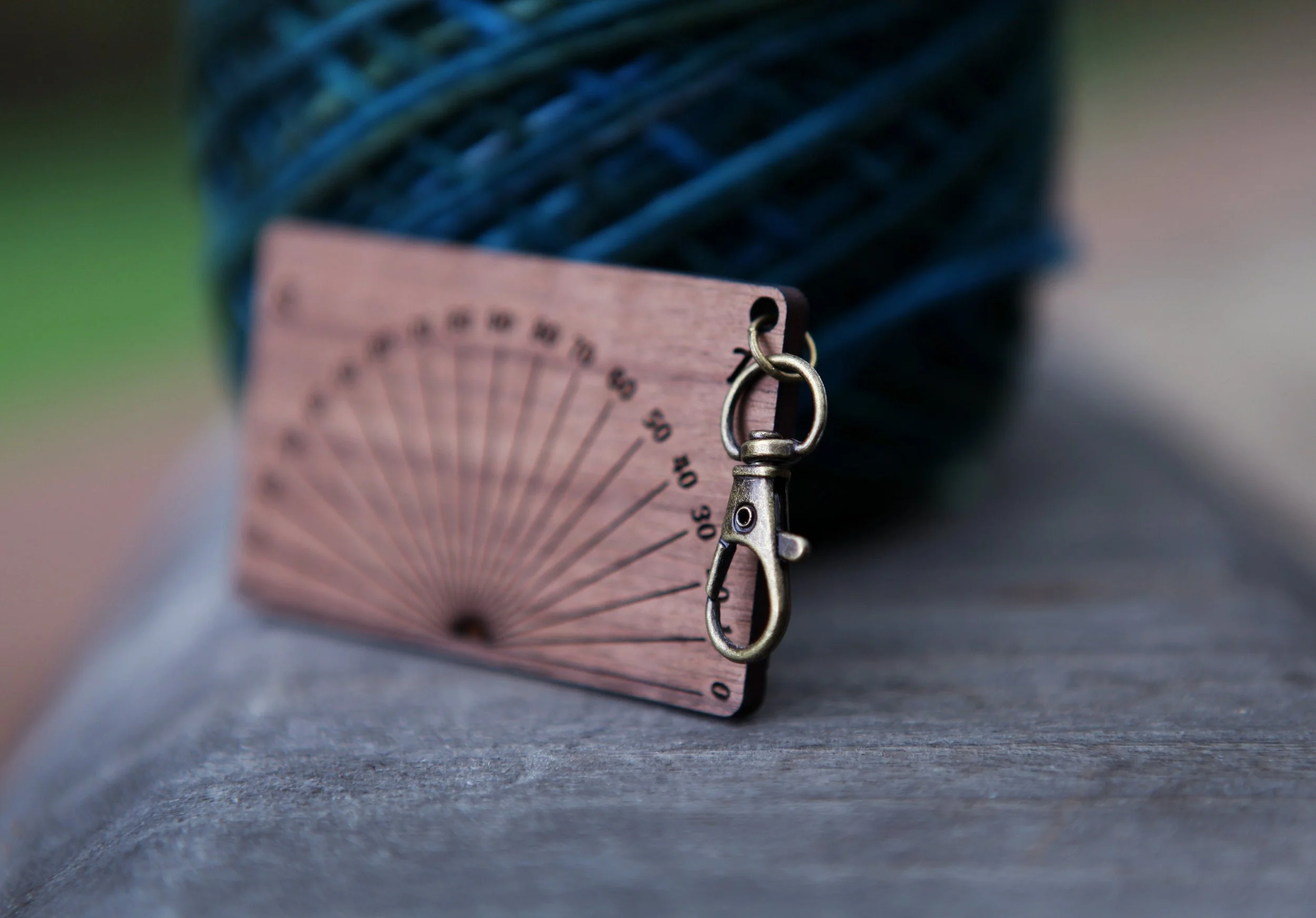 https://i.etsystatic.com/8282779/r/il/4b8f32/3811864401/il_fullxfull.3811864401_m2m4.jpg