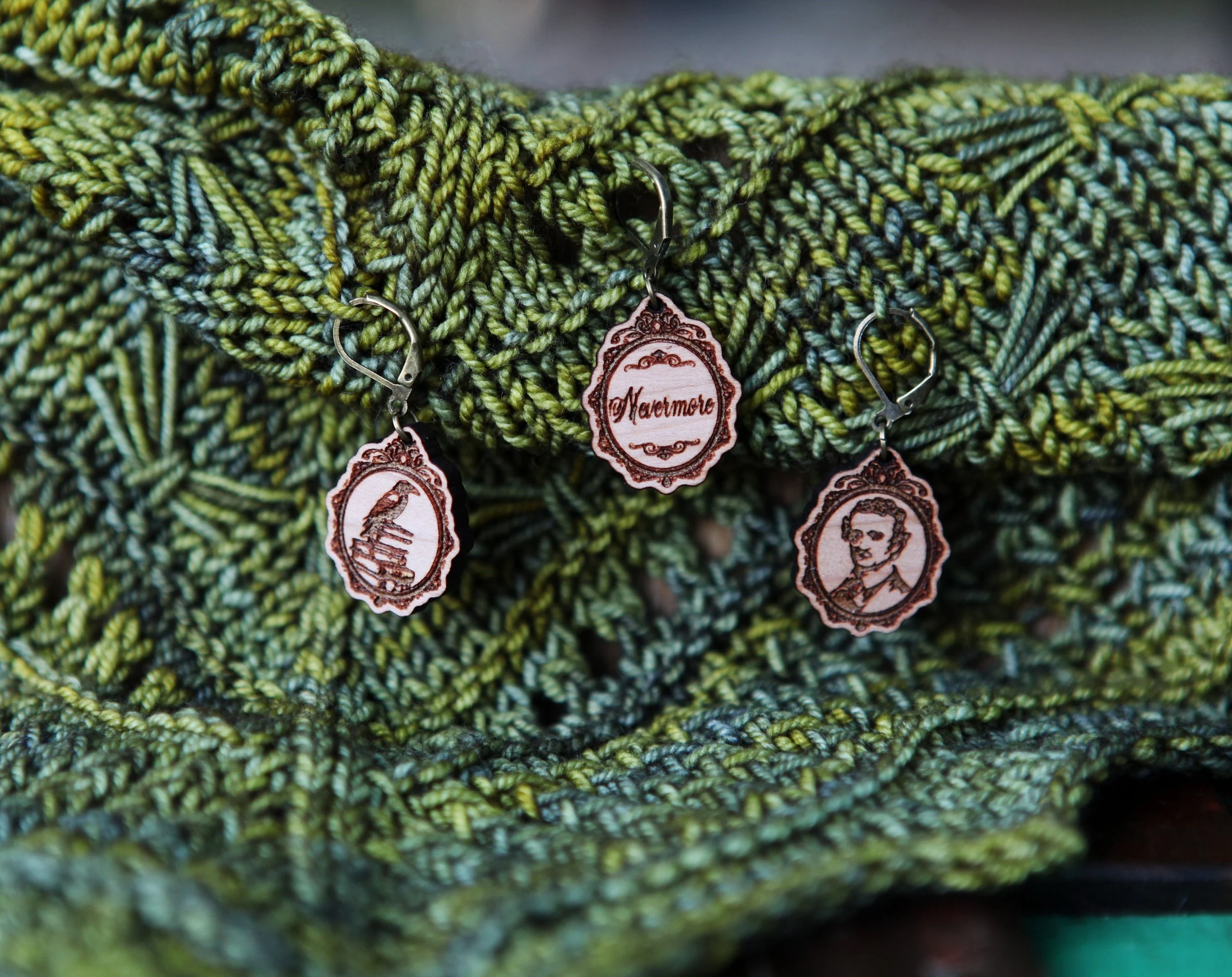 https://i.etsystatic.com/8282779/r/il/d0d721/5365997628/il_fullxfull.5365997628_8xtg.jpg