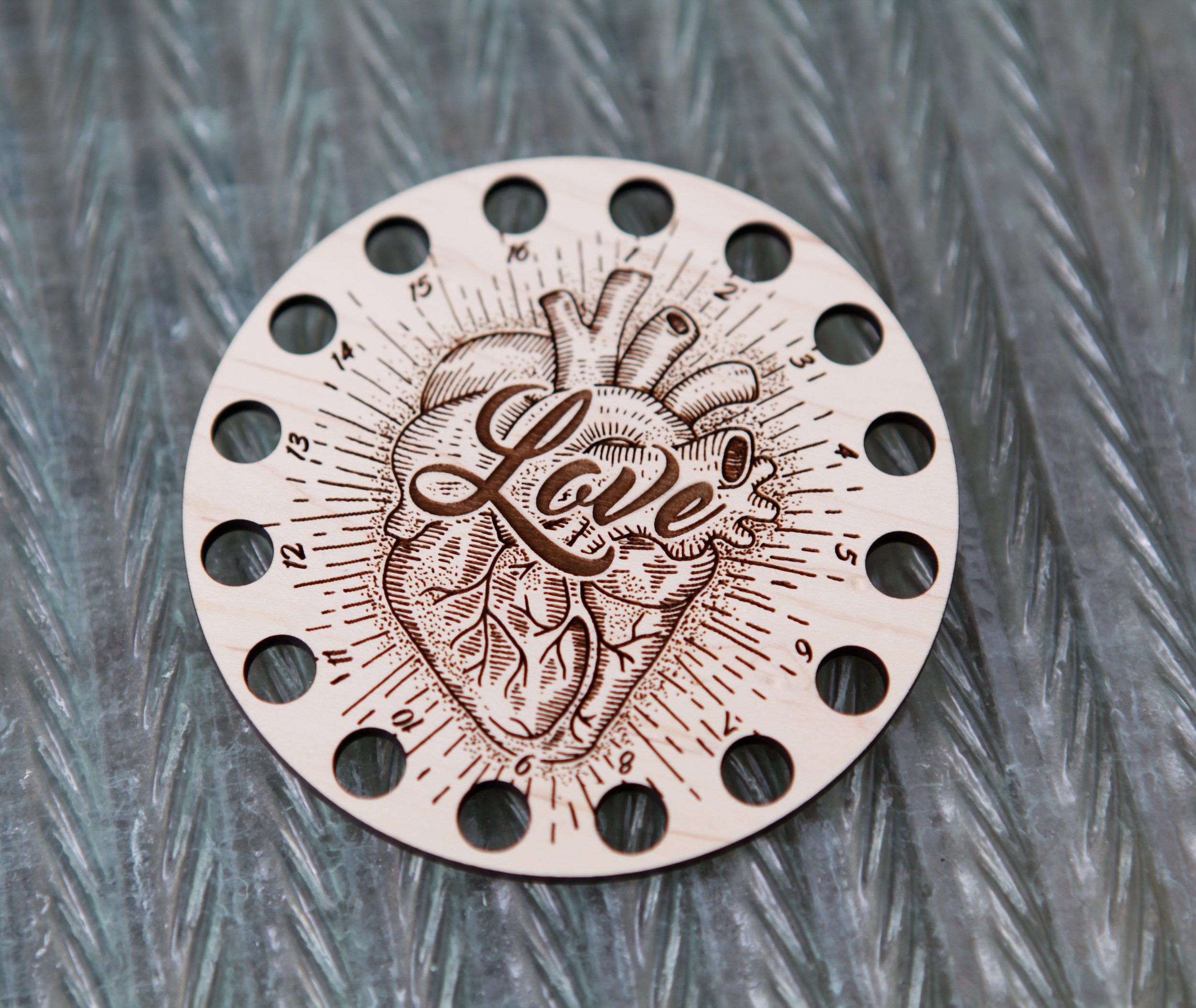 https://i.etsystatic.com/8282779/r/il/ceed9c/2778436482/il_fullxfull.2778436482_fk5b.jpg