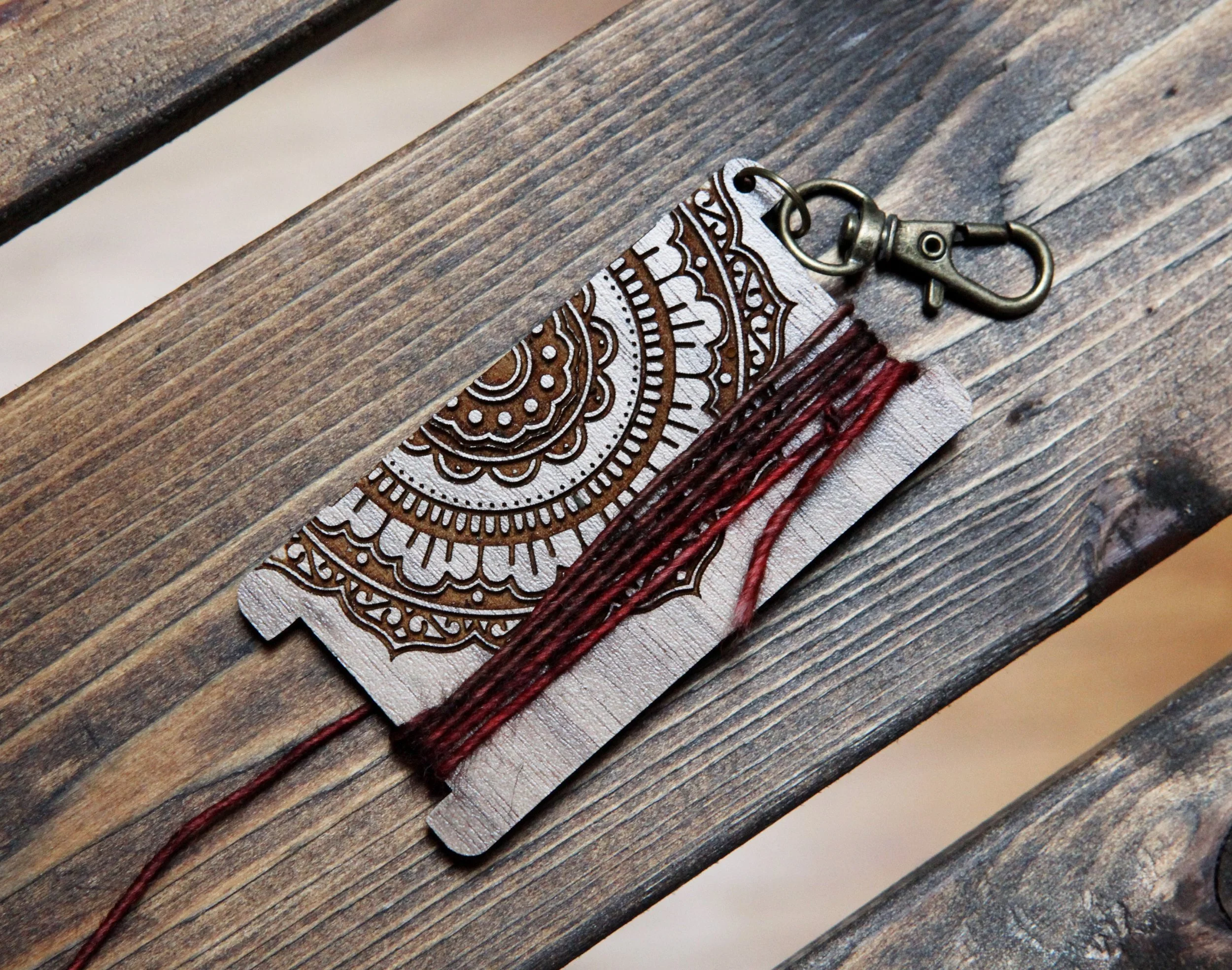 https://i.etsystatic.com/8282779/r/il/08ac3c/2216508116/il_fullxfull.2216508116_dbth.jpg