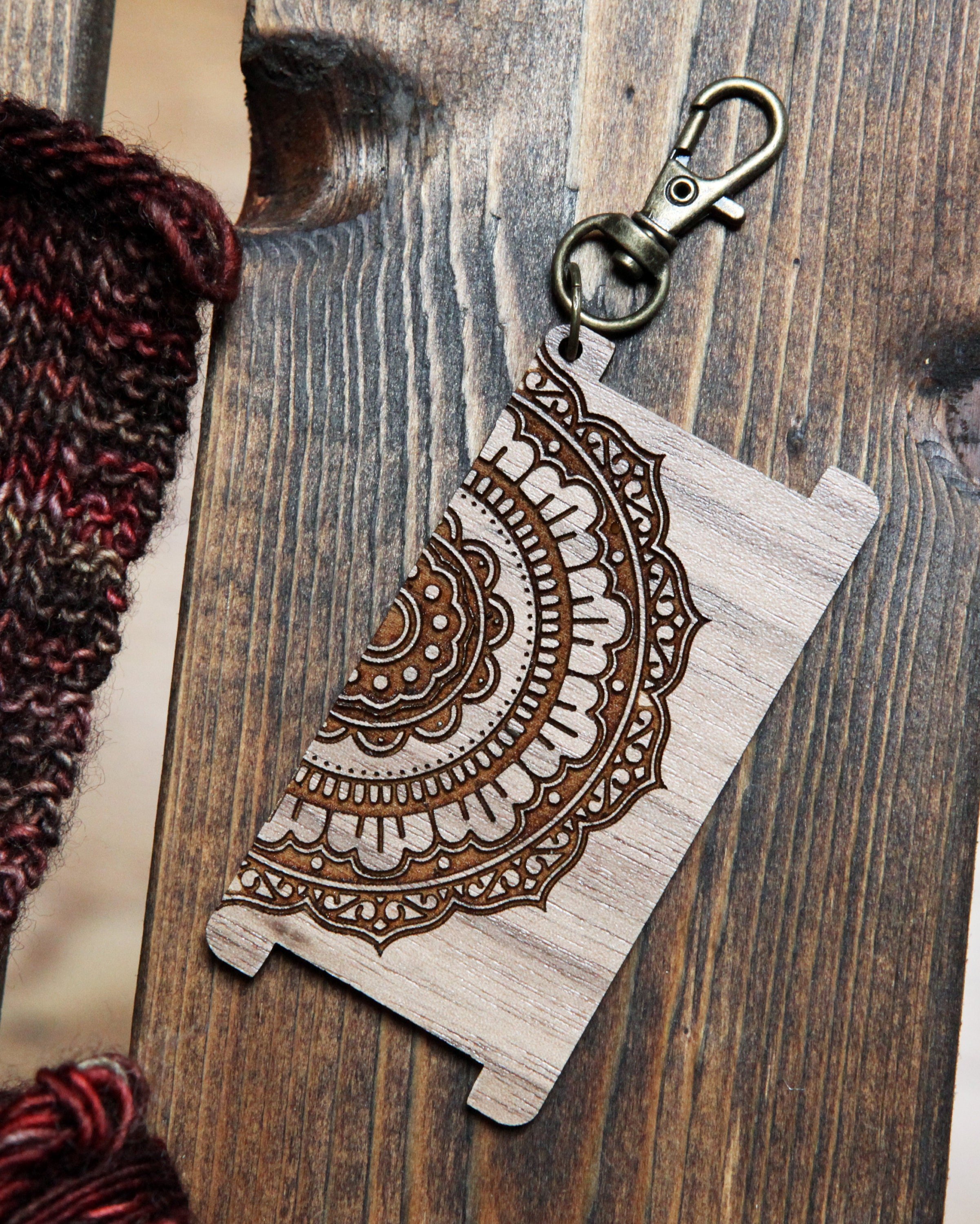 https://i.etsystatic.com/8282779/r/il/f0b5d8/2264105053/il_fullxfull.2264105053_67dv.jpg