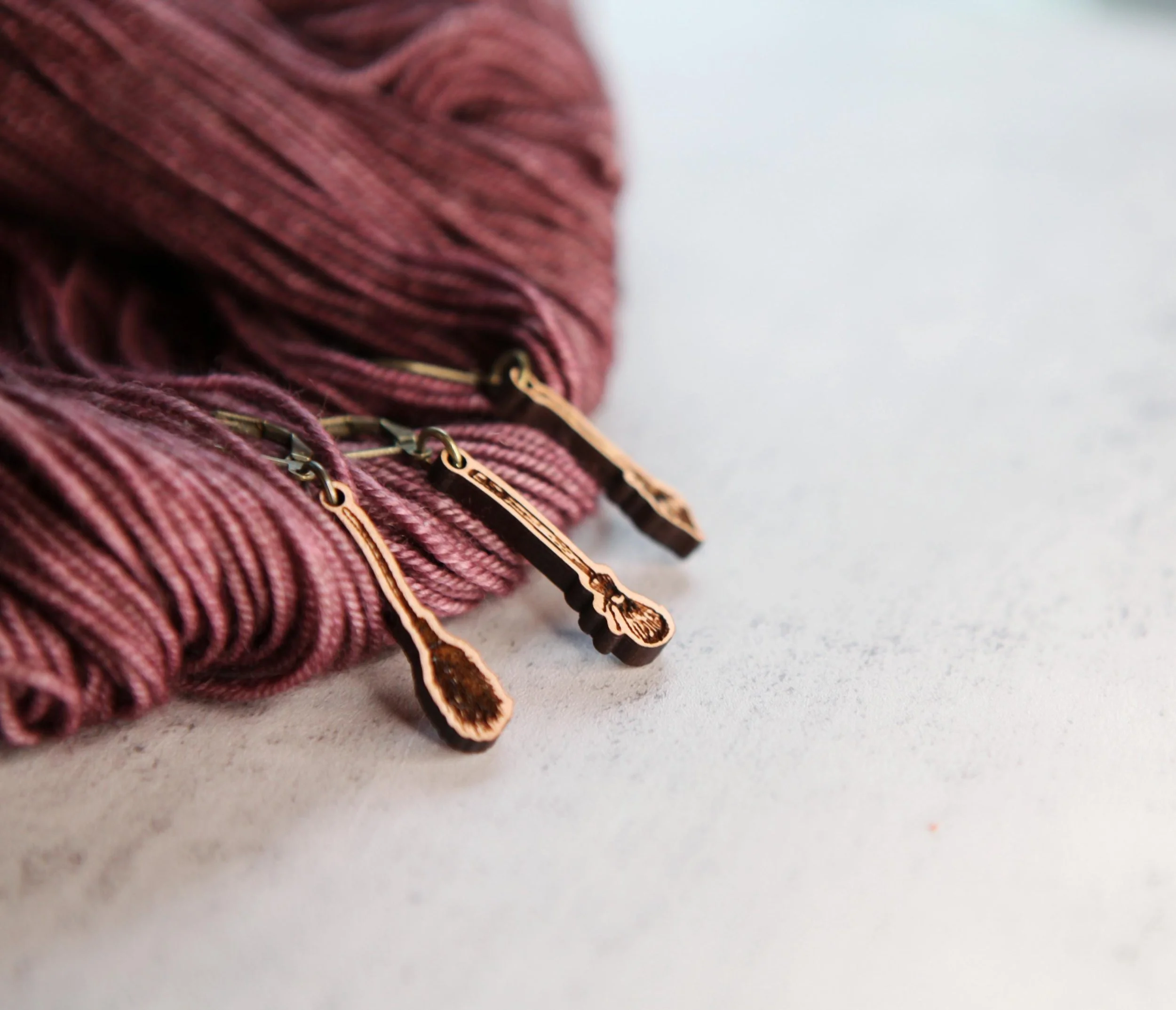 https://i.etsystatic.com/8282779/r/il/006e5e/6768602666/il_fullxfull.6768602666_hzqt.jpg