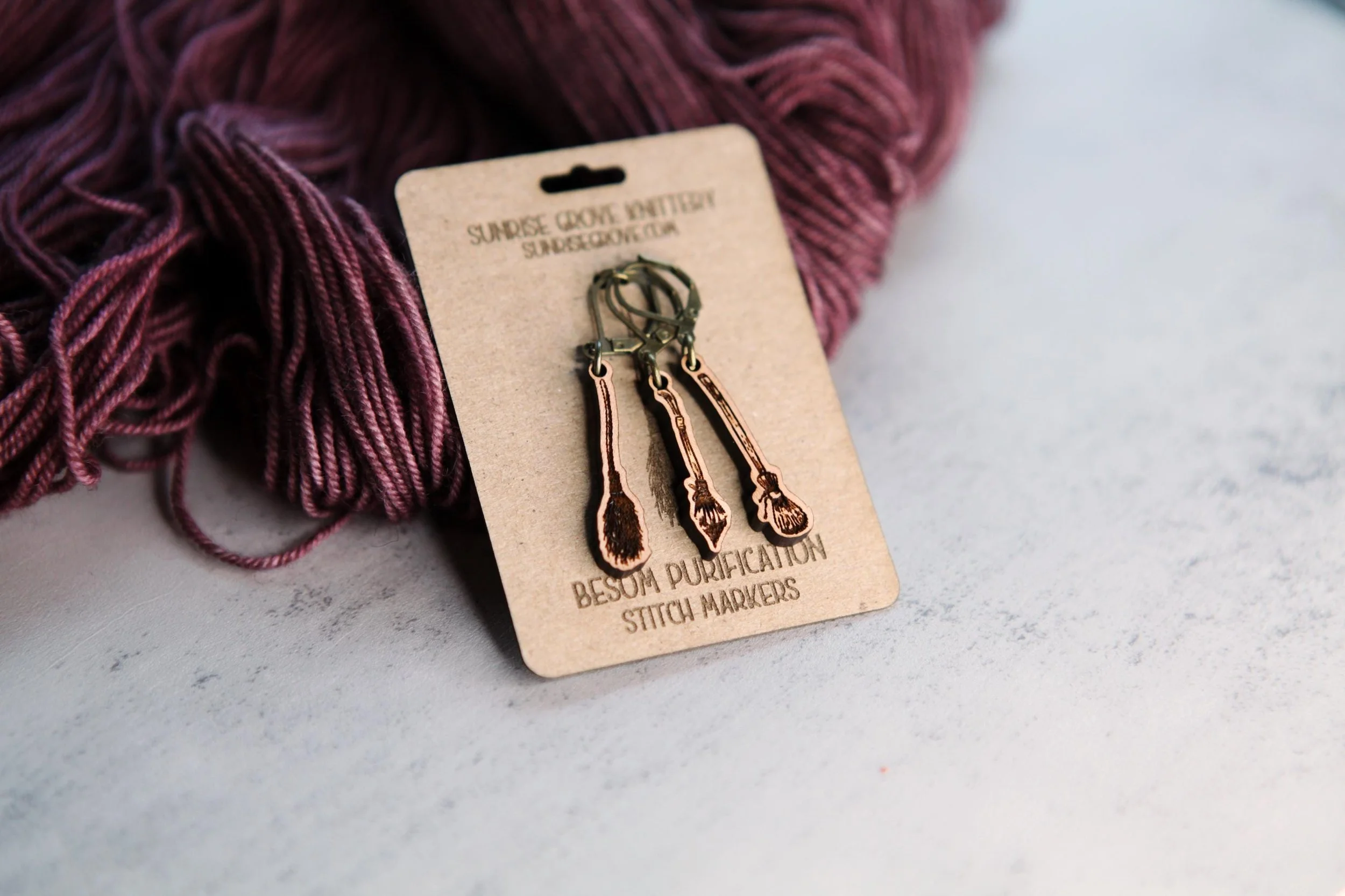 https://i.etsystatic.com/8282779/r/il/ef5ff8/6768603074/il_fullxfull.6768603074_9f15.jpg
