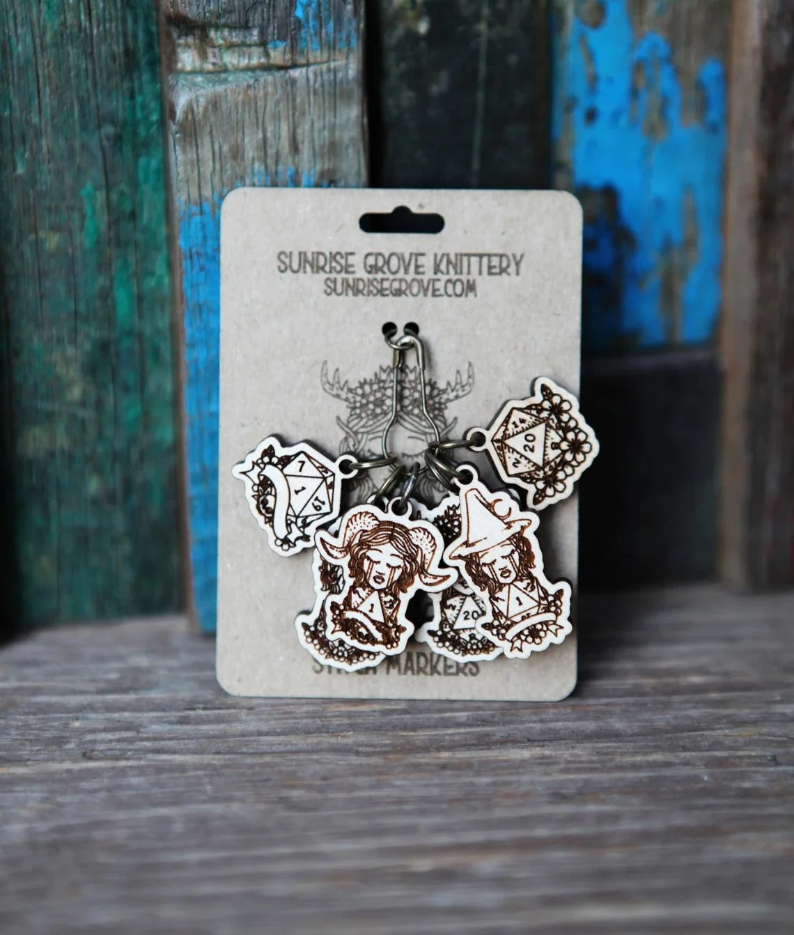 Stitch Markers D20 8.jpg
