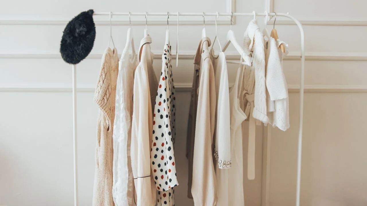 Minimalism and the Sustainable Wardrobe - things to consider - The How, What, Where, When &amp; Why