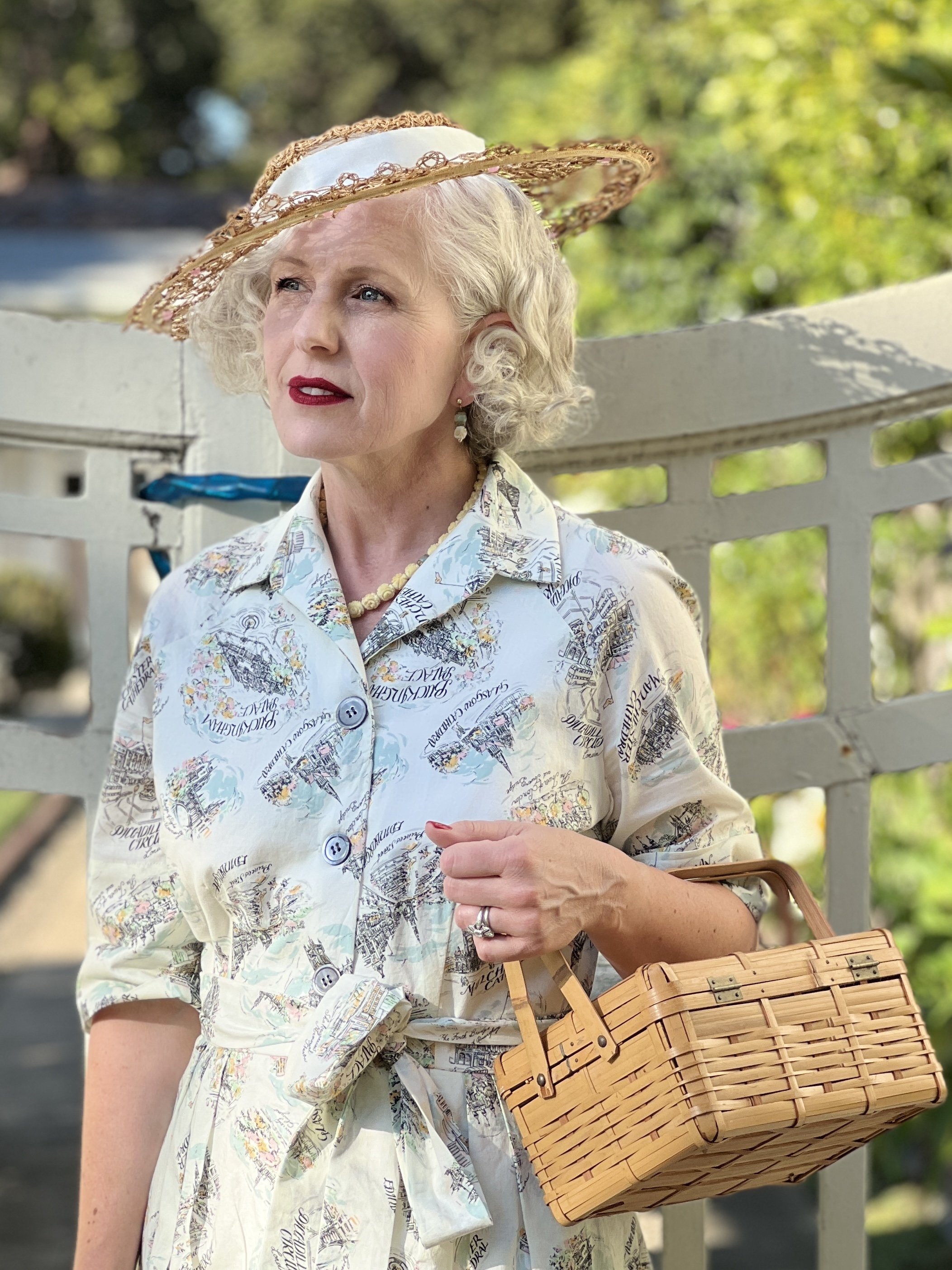 portrait of Jennifer Serr, vintage basket purse, vintage straw hat, moodswing market, cotton lawn fabric, bonjour teaspoon on etsy, cotton lawn, printed cotton lawn