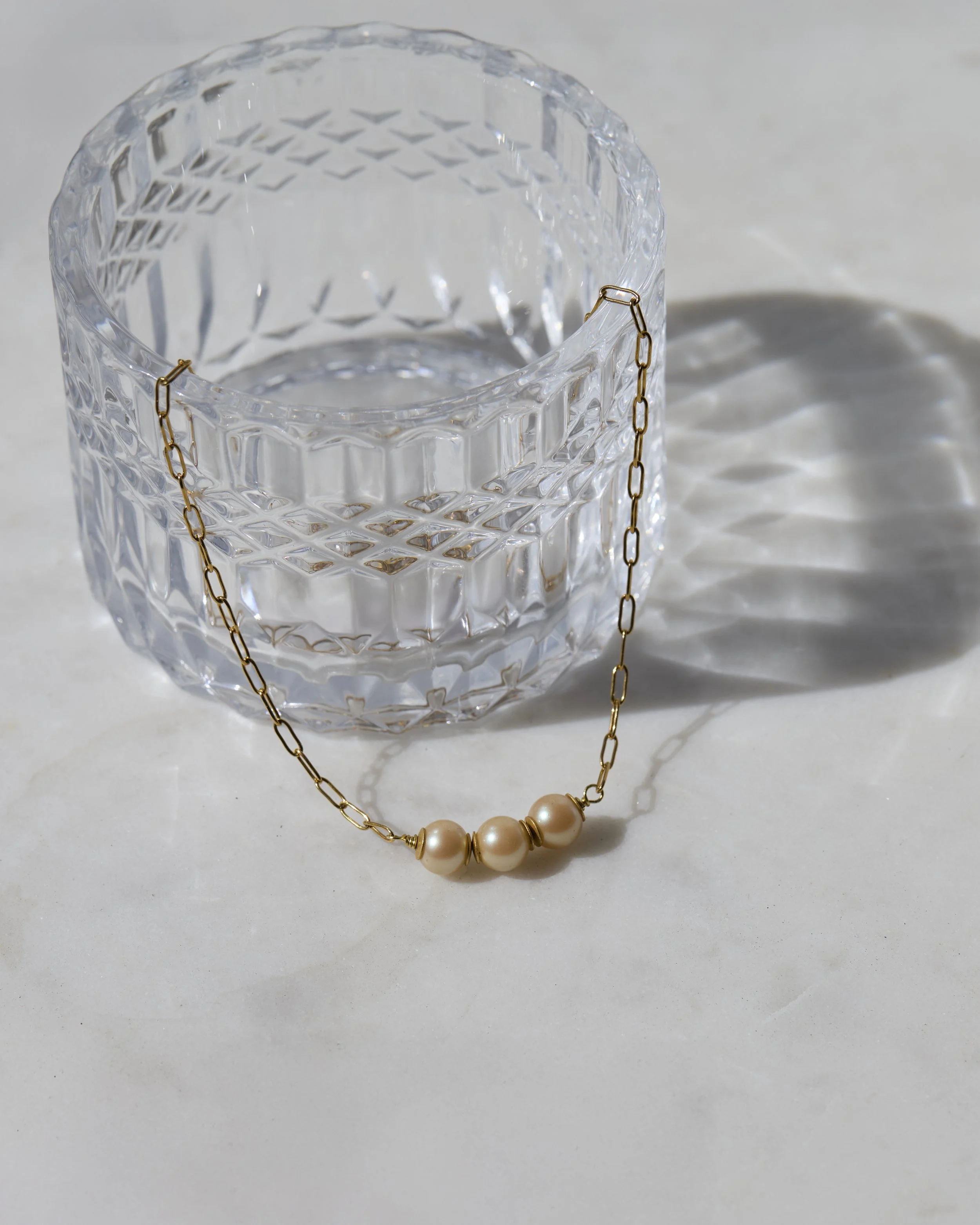 3 pearl gold necklace 4.jpg