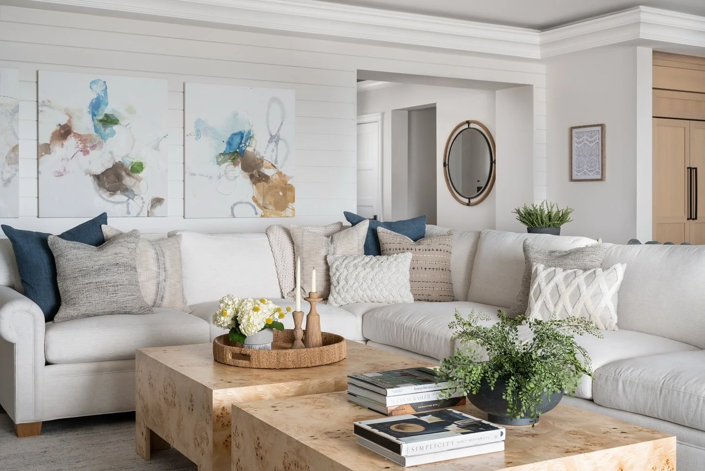 Always love to share before + afters. We gave this beautiful but very 90s home in Laguna Beach a light and bright update. Perfect for kicking off those flip flops on an airy coastal afternoon. 🩵

Photography: @mikeradfordphoto