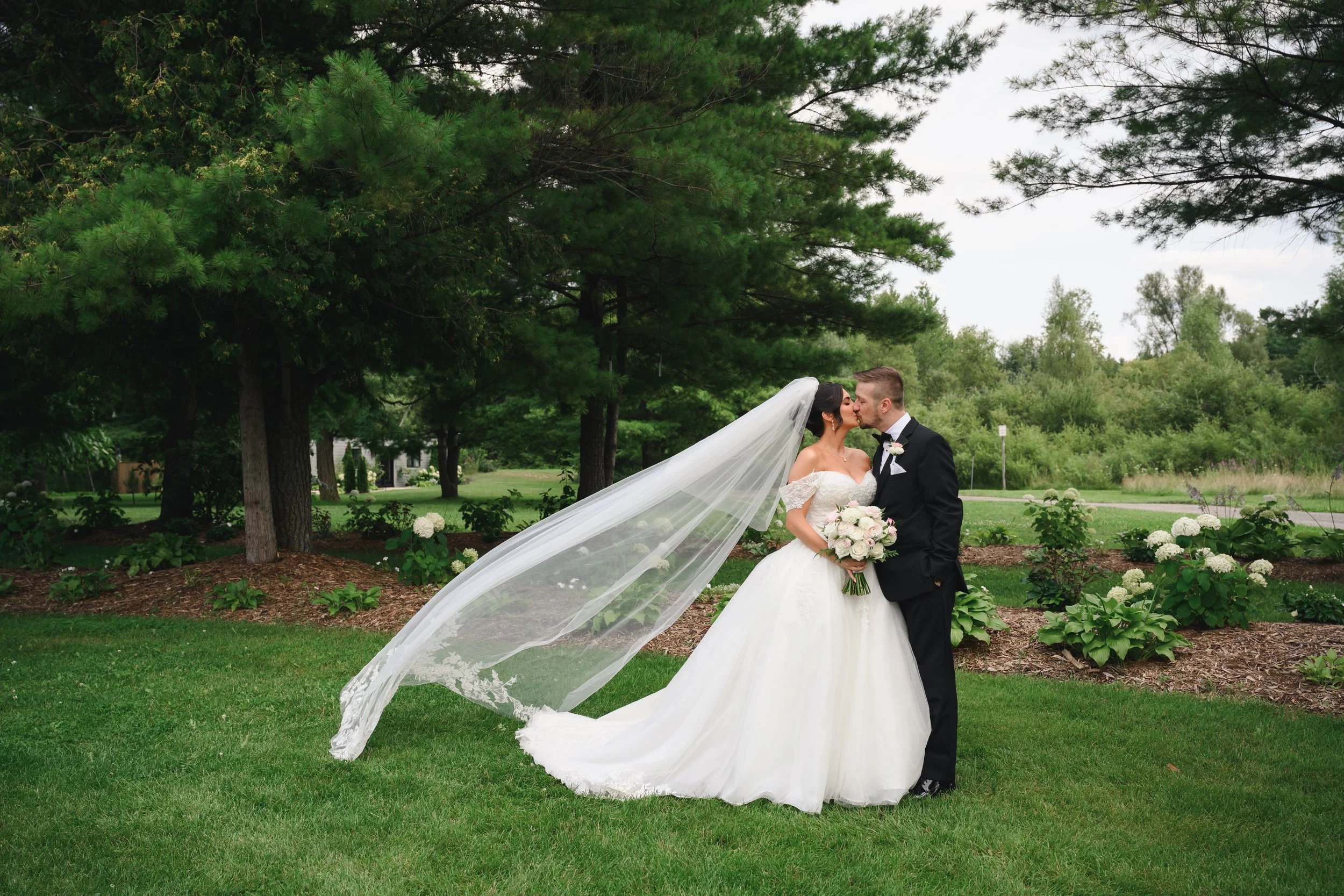 Julia & Spencer Wedding Sneak Peek-30 - Copy.jpg