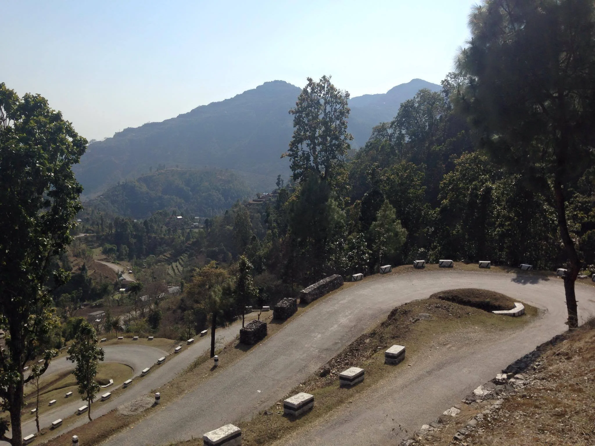 Nepal bendy road.jpg