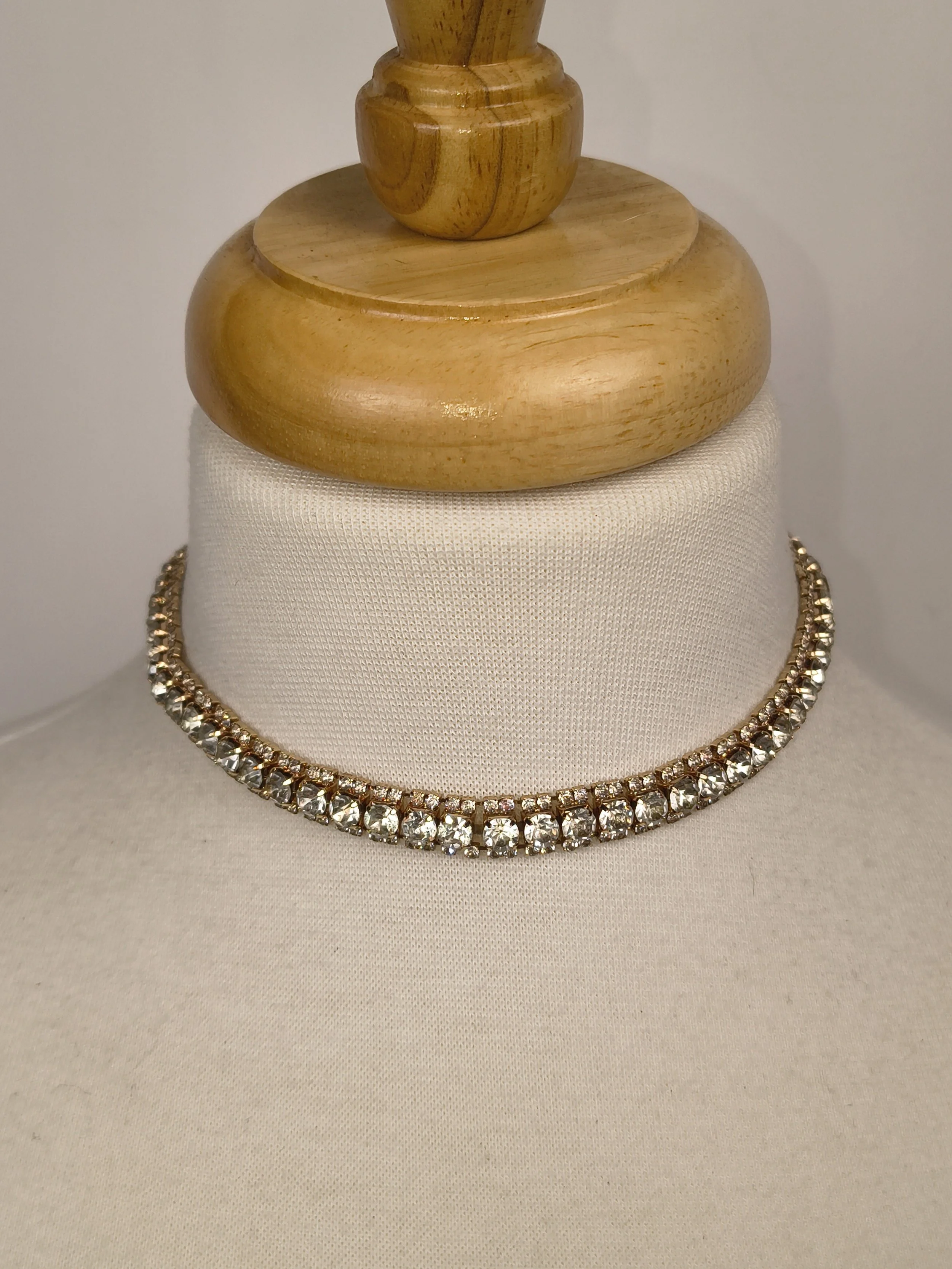 Geometric Glamour Gold Choker