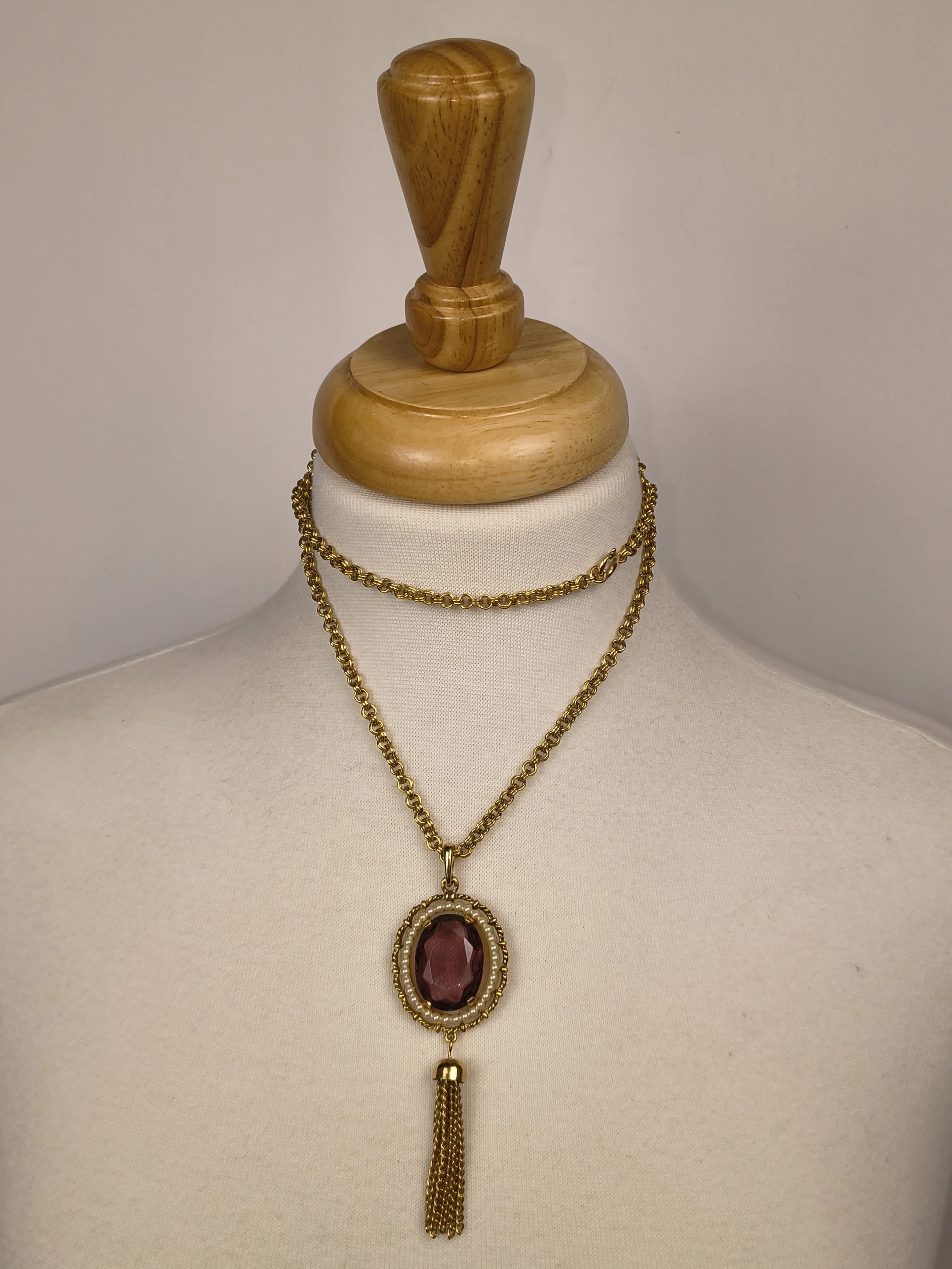 Regal Elegance: Purple Gem & Pearl Opera Necklace