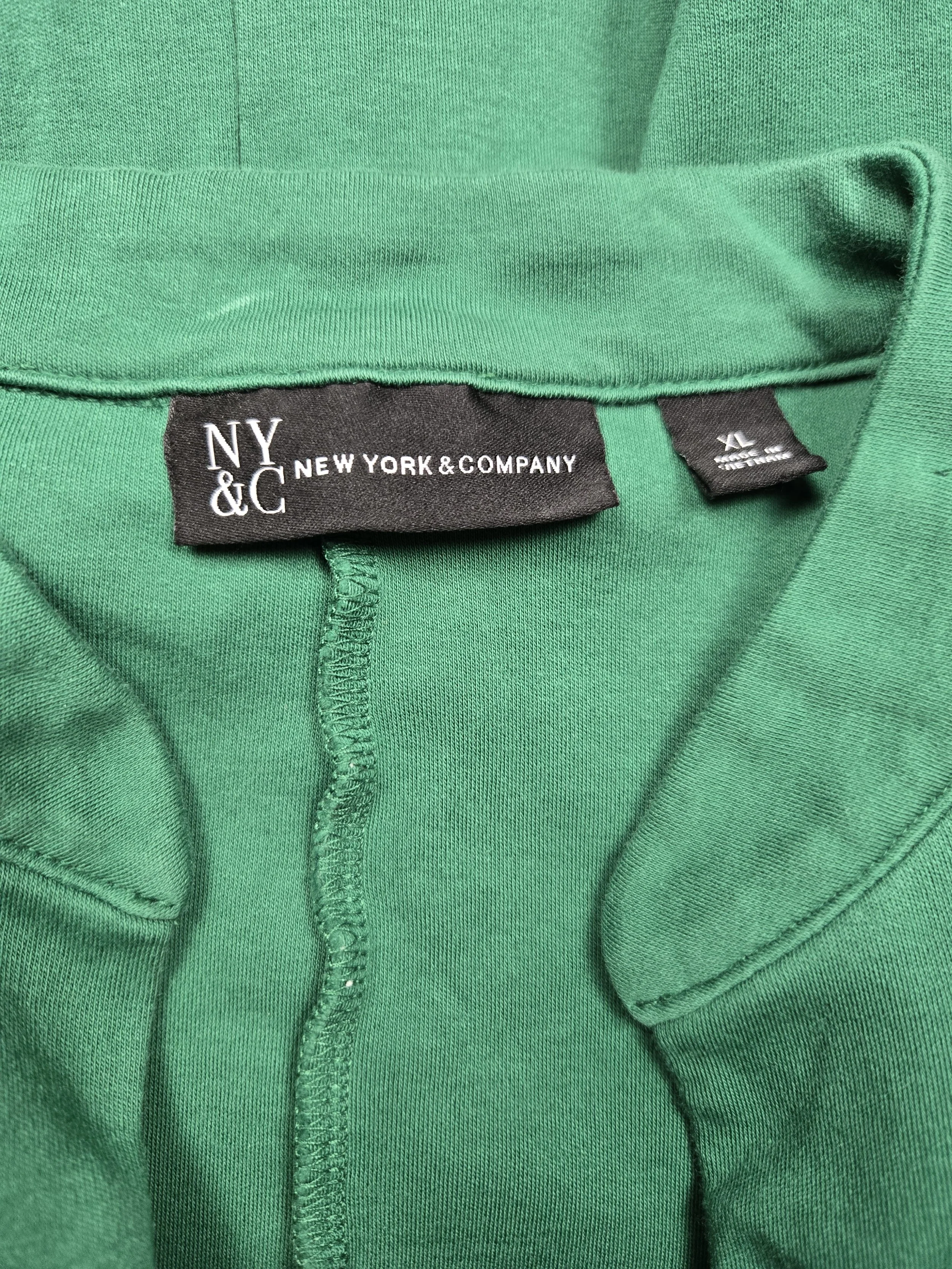 dressdeets.jpg