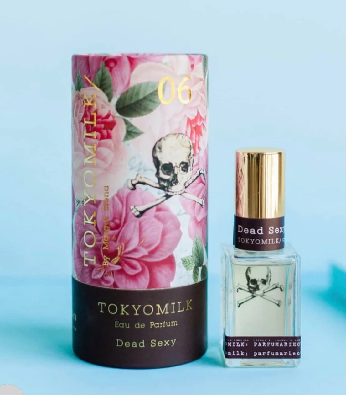 💀 We just got something a little dangerous in stock. 😏
TokyoMilk Dead Sexy &mdash; dark vanilla, exotic woods &amp; white orchid. Come smell it. You&rsquo;ll understand. 🖤
Stop in and see us! @smithspharmacy_ 
#SmallTownPharmacy #TokyoMilk #DeadSe