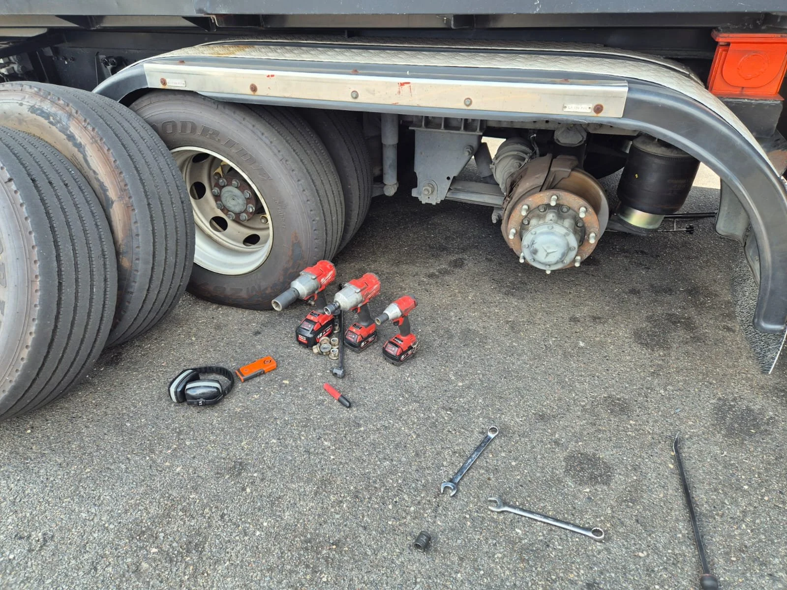 WhatsApp Image 2026-01-14 at 9.35.21 PM.jpeg