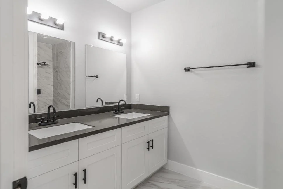 Master Bathroom.jpeg