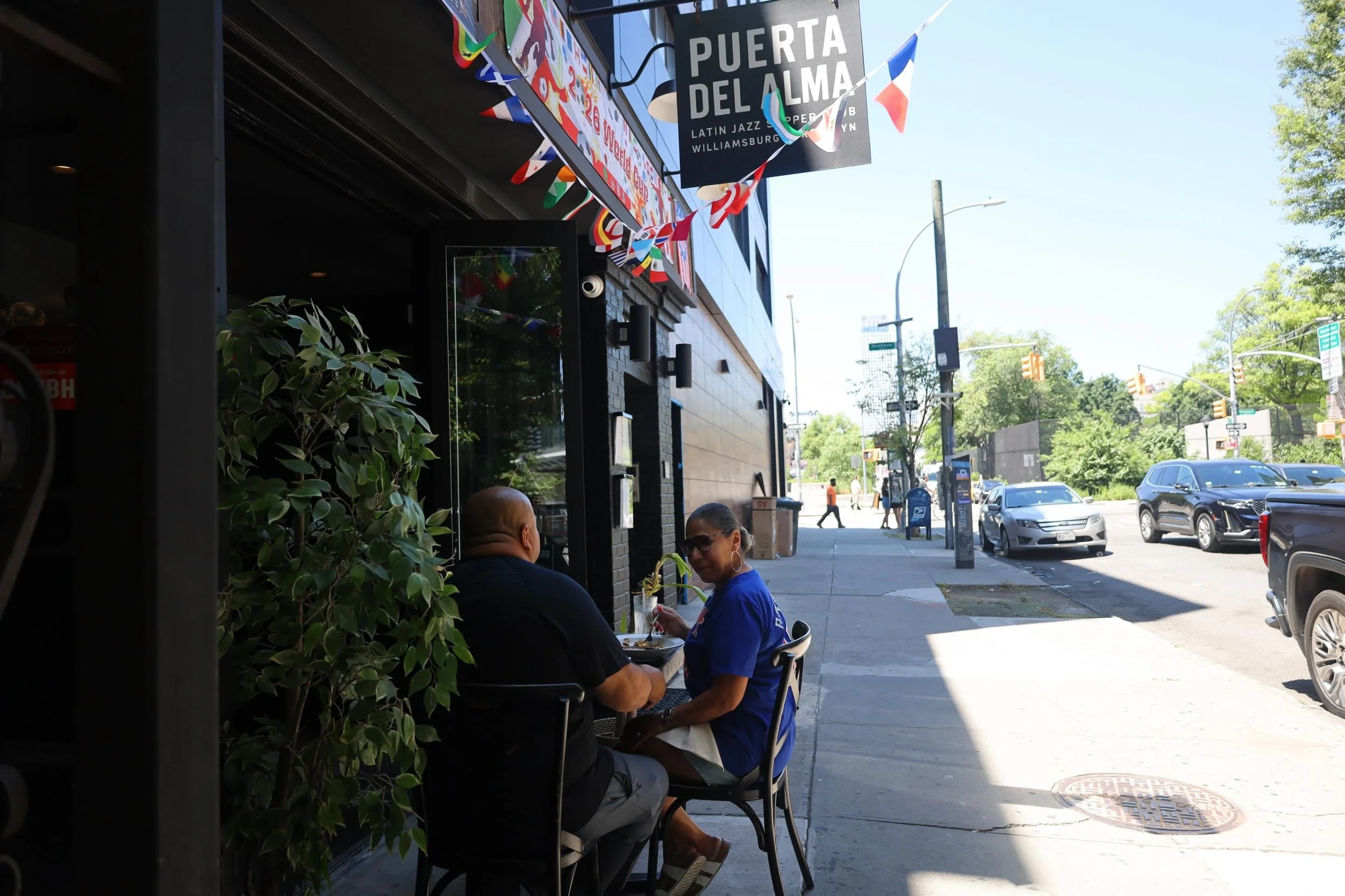 TODAY @puertadelalmarestaurantbk WILLIAMSBURG!!

RESERVE IN BIO LINK

PUERTO RICAN AFTER PARTY!!! NO COVER FEE
BACHATA MERENGUE REGGAETON Y MAS!!! 

LATIN FOOD AND BAR BITES!! 

MARGARITAS! SANGRIAS! SPECIALTY COCKTAILS!!
BRINGING BORICUA VIBES #knic