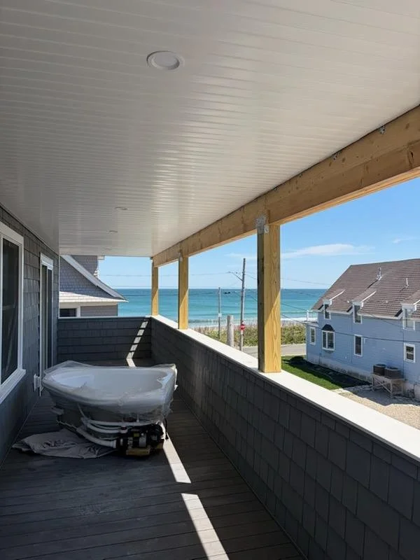 18-covered-deck-recessed-lighting.jpg