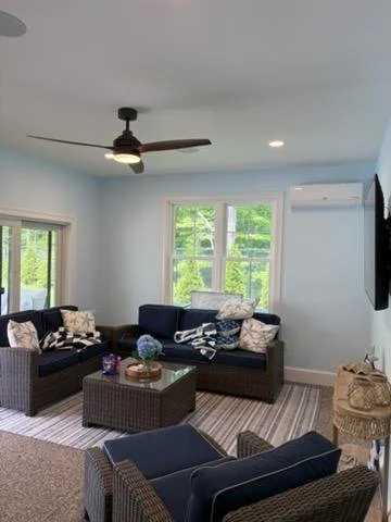 26-finished-living-area-lighting-mini-split.jpg