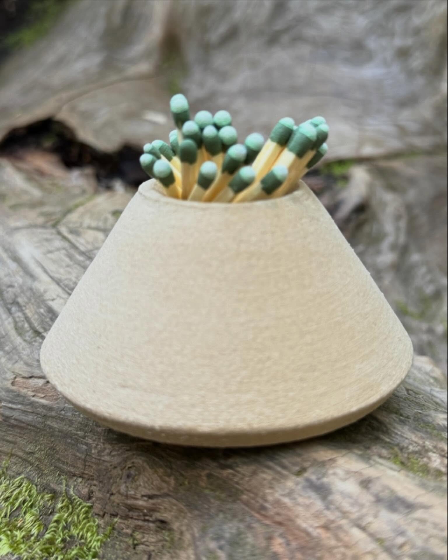 The perfect match strikes once 

#olivetceramics #match #sonomacounty