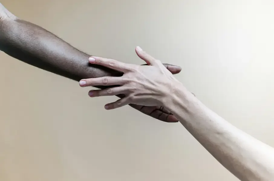 People helping each other - Integrative Healthcare Alliance