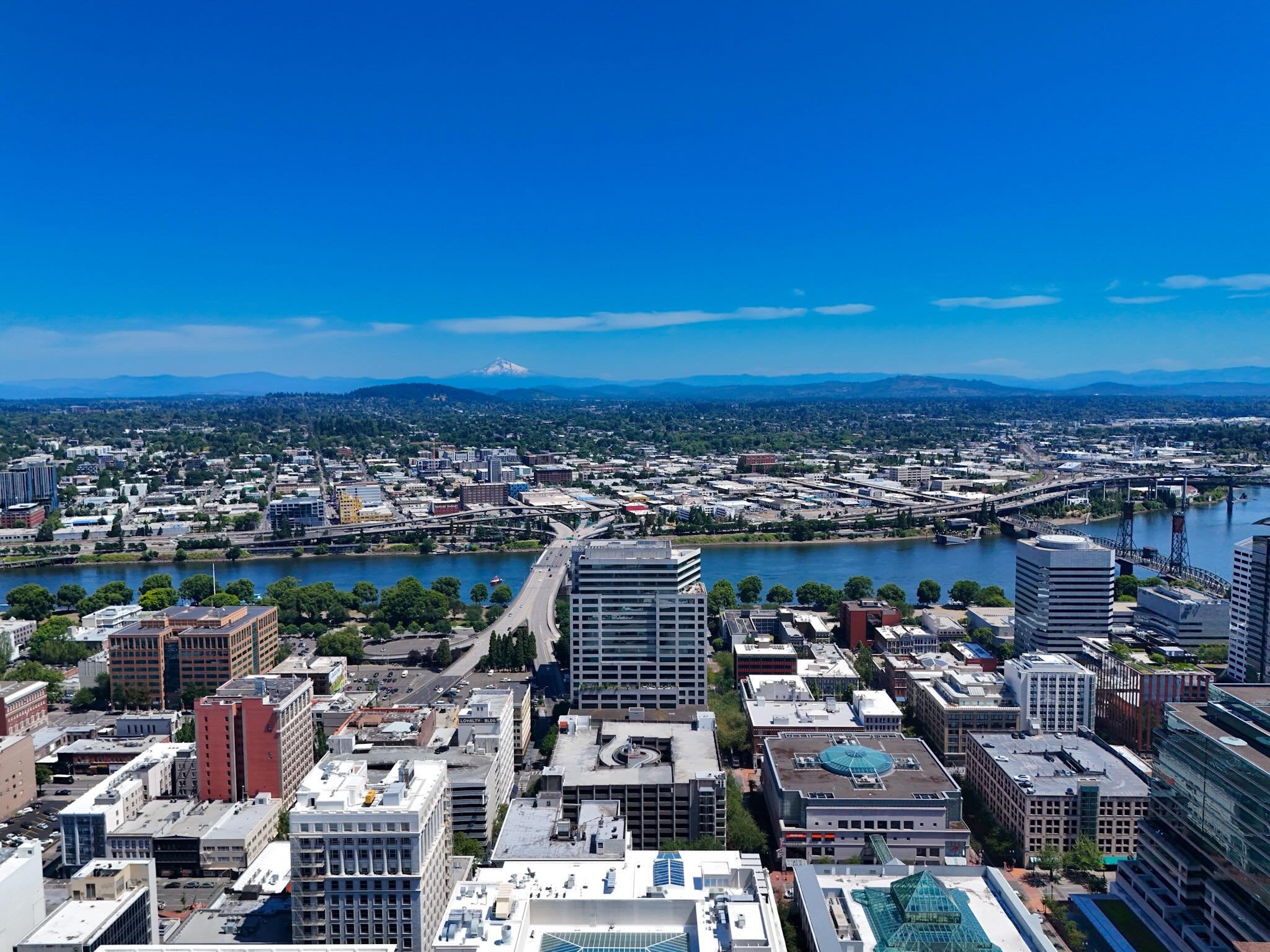 Cheers to a solid season Portland!  #downtownpdx #portland #sunnyday #dronelife #smallbusiness