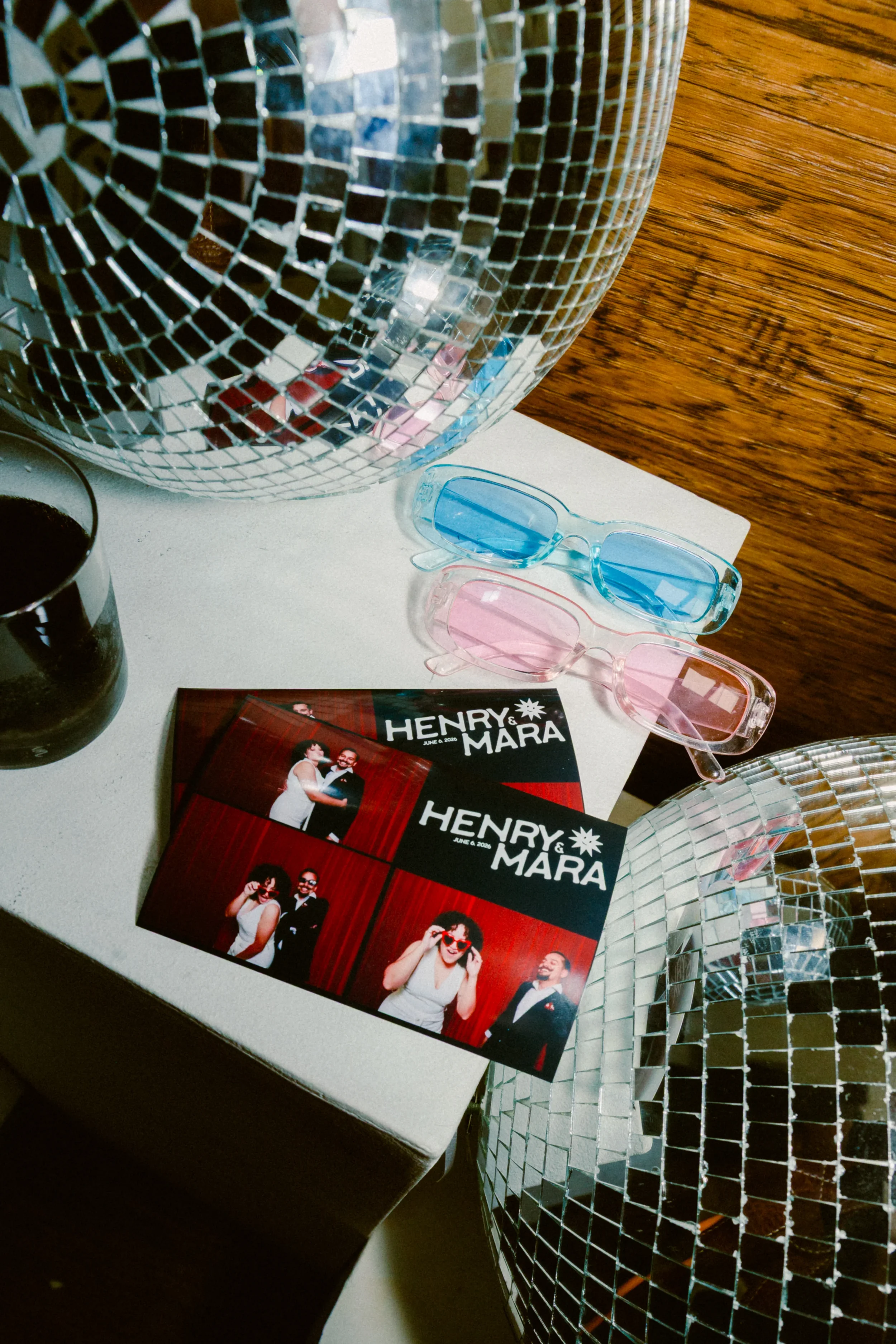 Hivequarter-Print-Flatlay