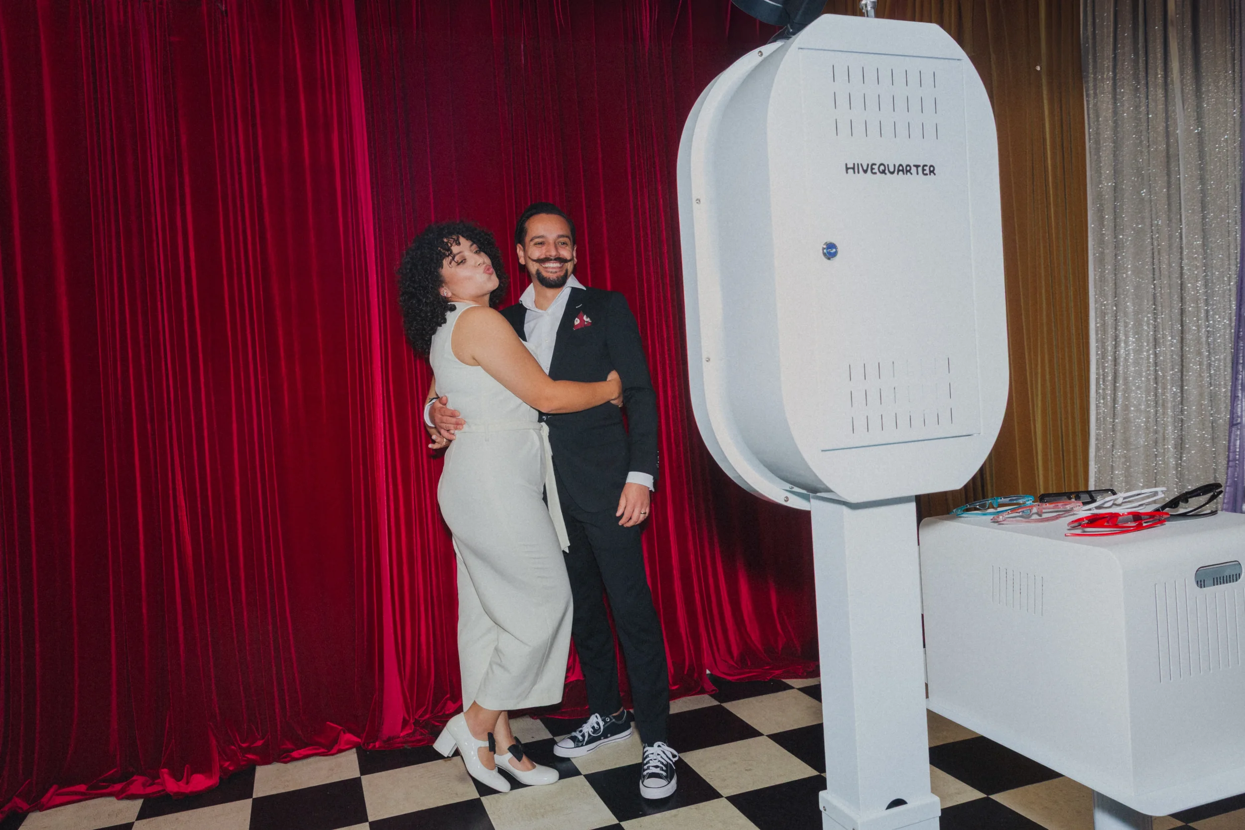 Hivequarter-Open-Air-Booth-Wedding