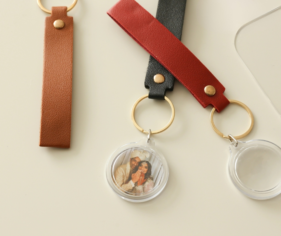 hivequarter-keychain-photo-booth-flatlay.webp