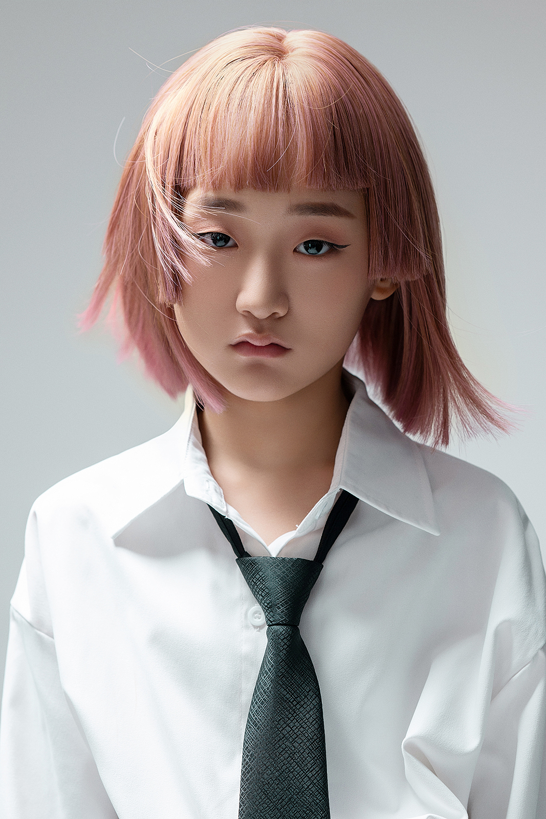 High-end children’s fashion portrait in Flushing, NYC studio by Peter Lau