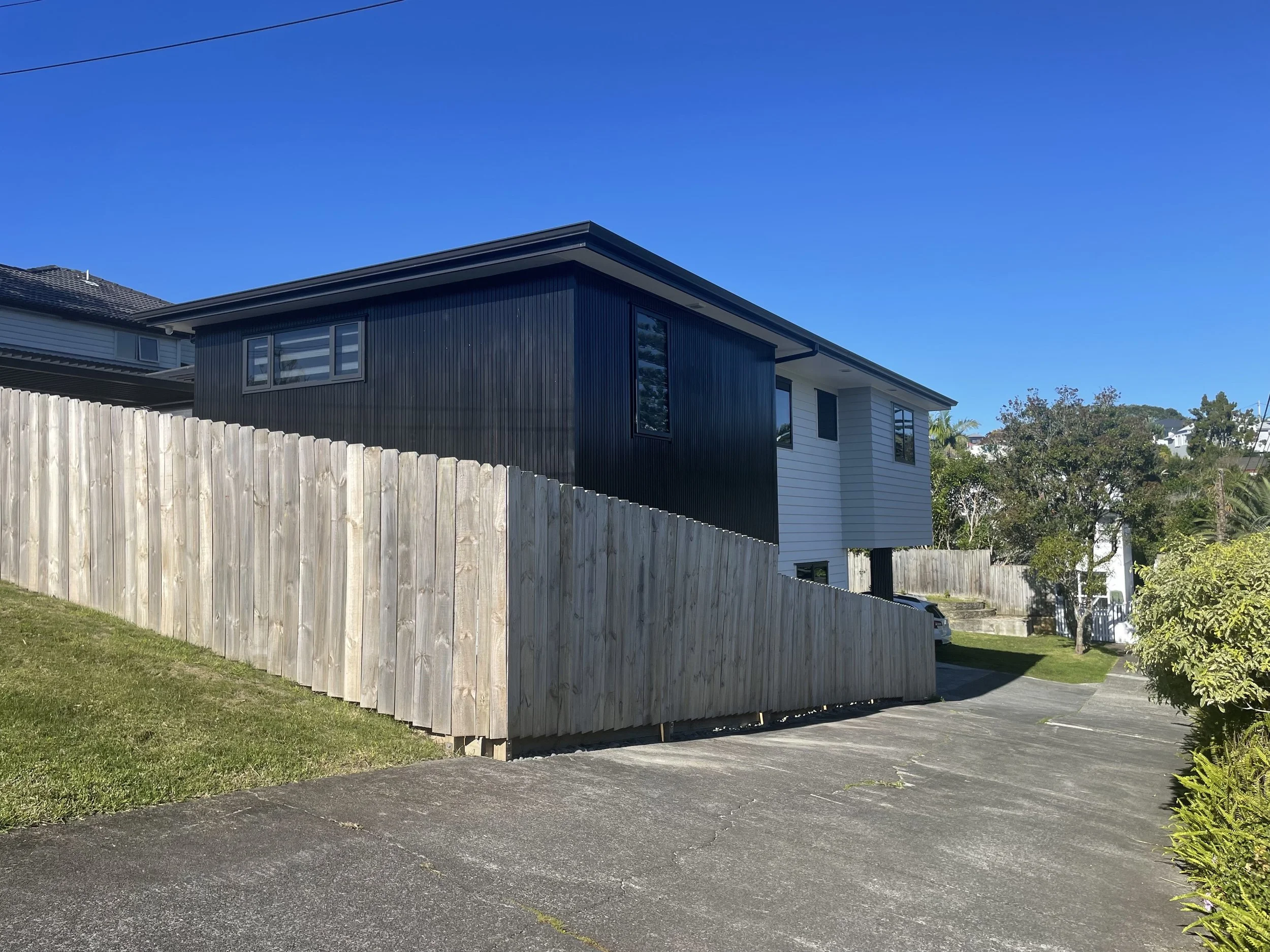 takapuna stand alone 1.jpg