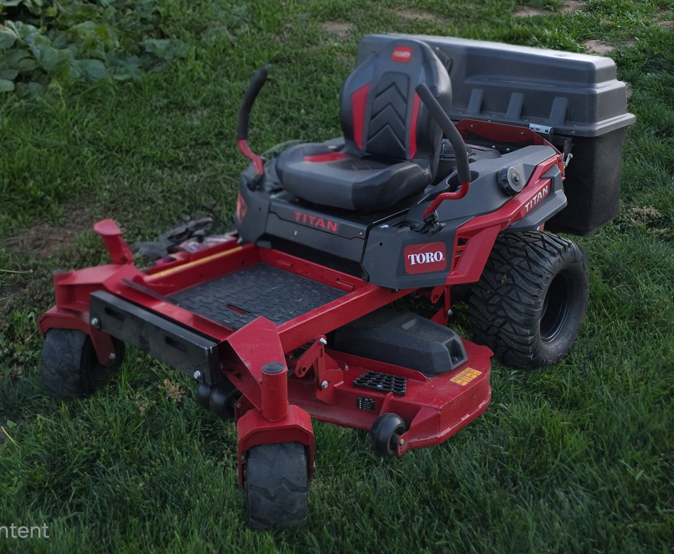 Toro Titan 48" Zero Turn With Powered Bagger