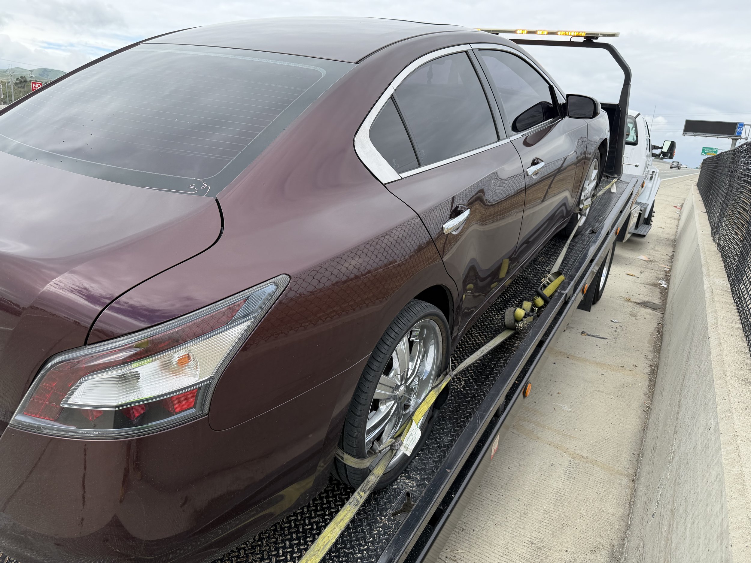 Fast roadside assistance and towing services in Pittsburg California