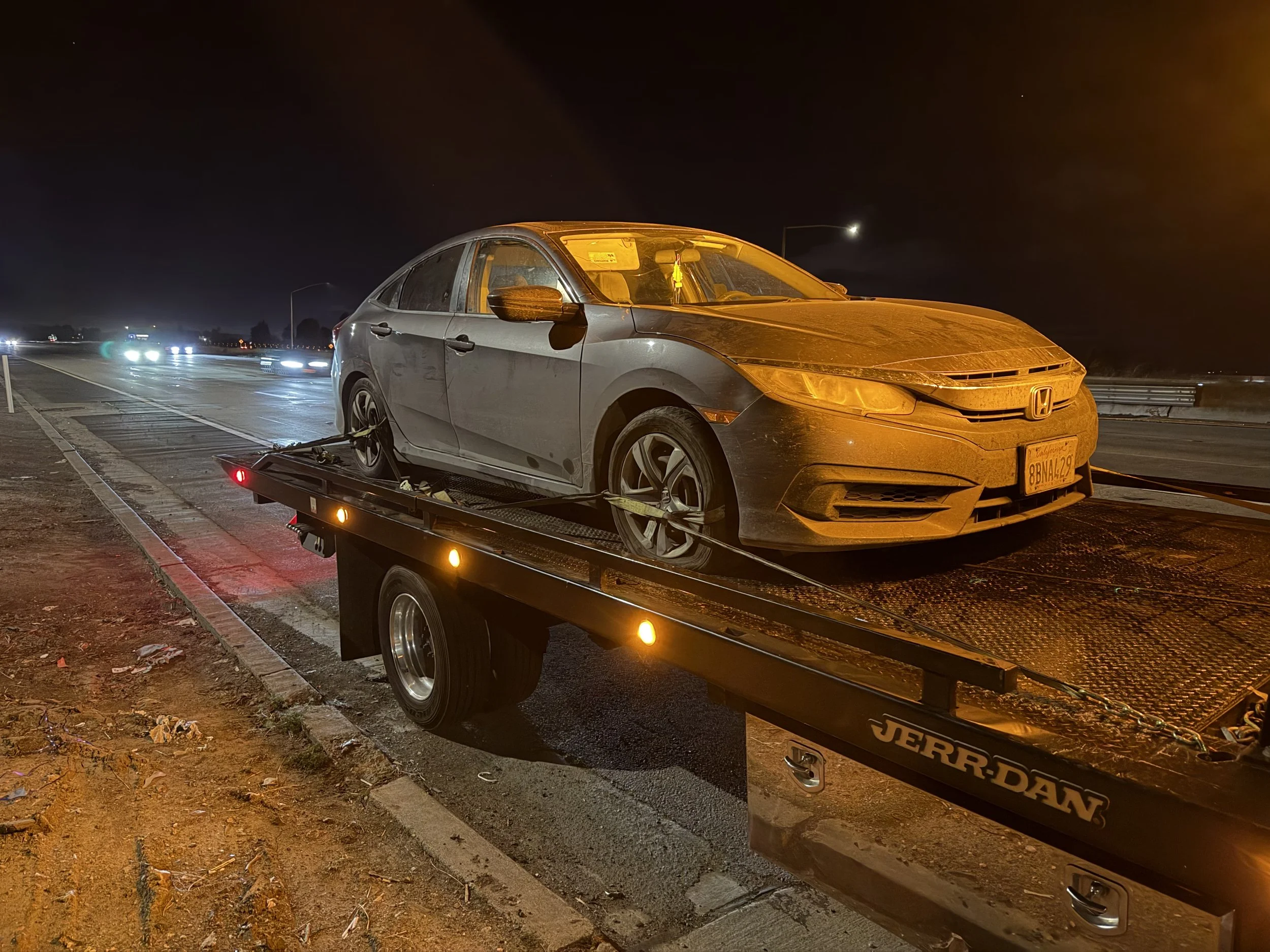Highway breakdown towing service in Pittsburg California