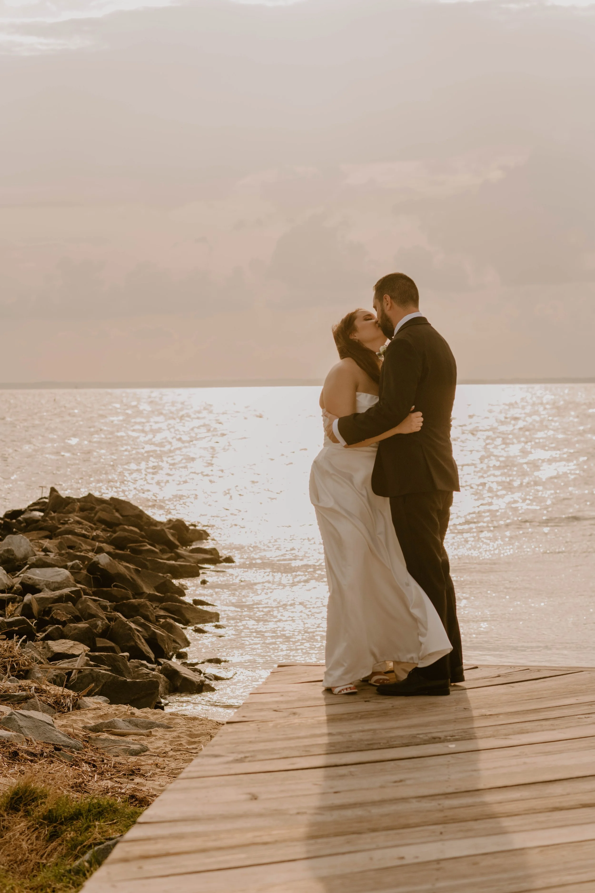 How to Feel Comfortable in Front of the Camera on Your Wedding Day (Even If You’re Shy)