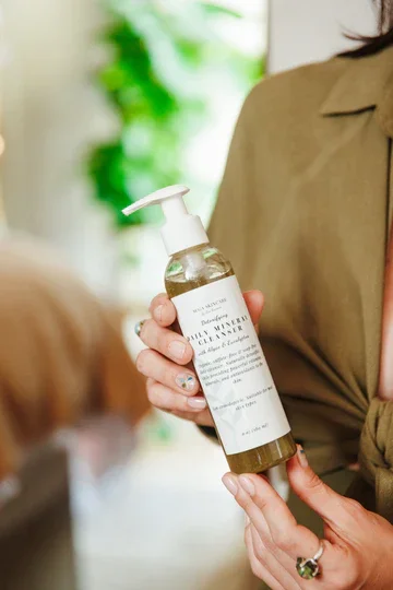 Suga Detoxifying Daily Mineral Cleanser (With Alge & Eucalyptus)