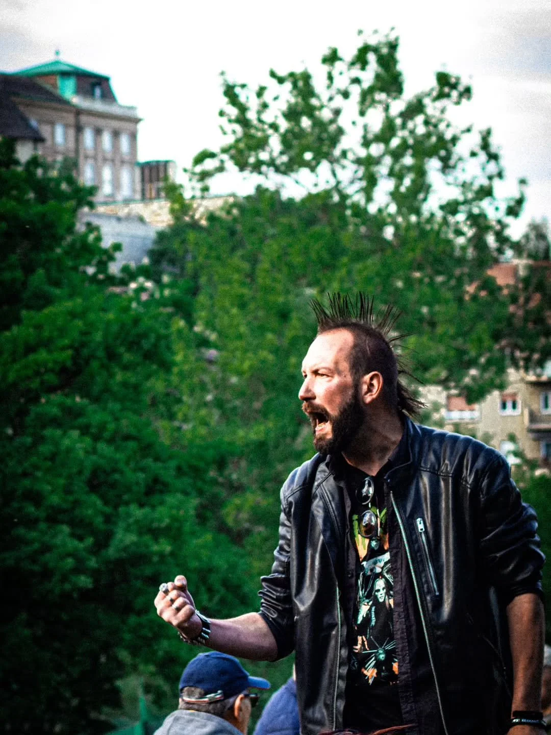 Festival seasON! - Are you a fan? 
Labor Day in Budapest comes with concerts, and concerts come with enthusiastic listeners.

I visited one of the most prestigious outdoor concerts in the city, in Tab&aacute;n. The picture depicts exactly the kind of