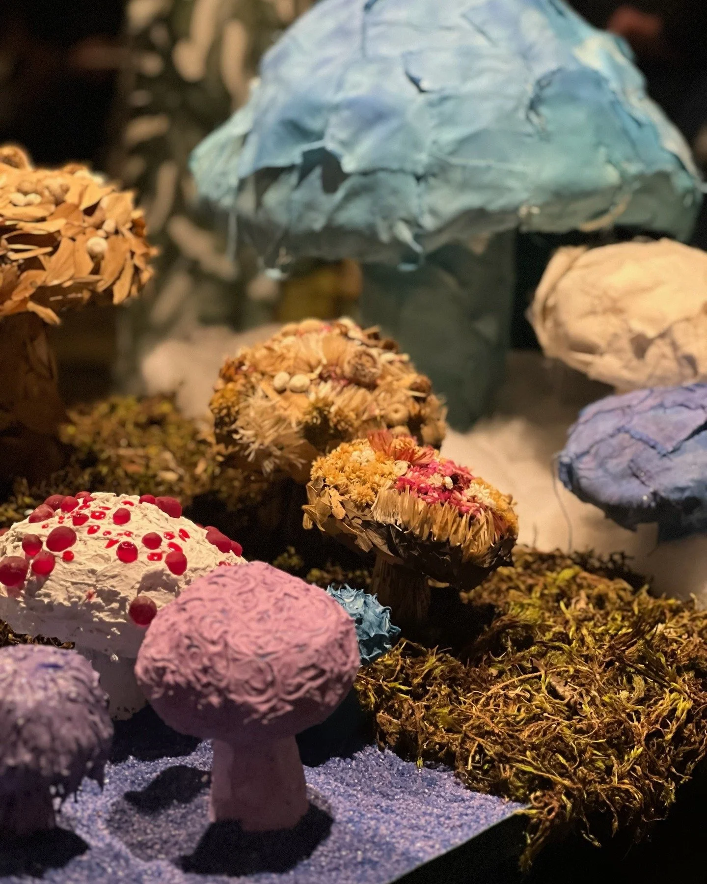 Floresta de Invisicogus
2024
64.5x42x100cm

Fotos pelo ponto de vista dos visitantes 🥰

Obra na Exposi&ccedil;&atilde;o Invis&iacute;veis na @epanamericana at&eacute; 28/02