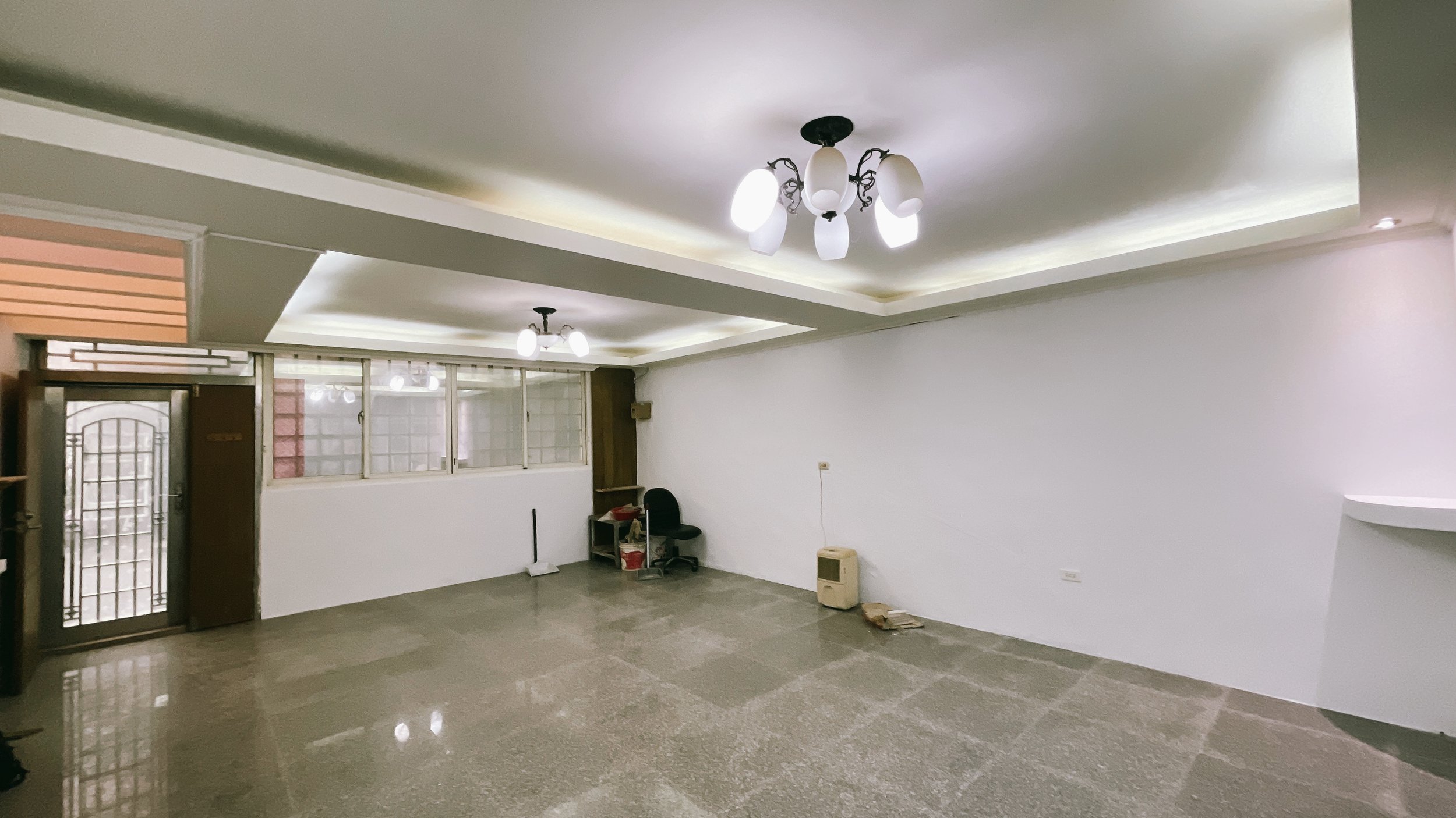 這間透天，已經完成它前半段的人生。