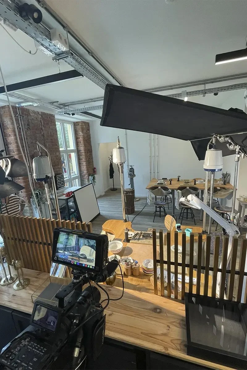 Professionelle Kamera. Blick hinter die Kulissen des Filmprojektes JUBEL | RING.