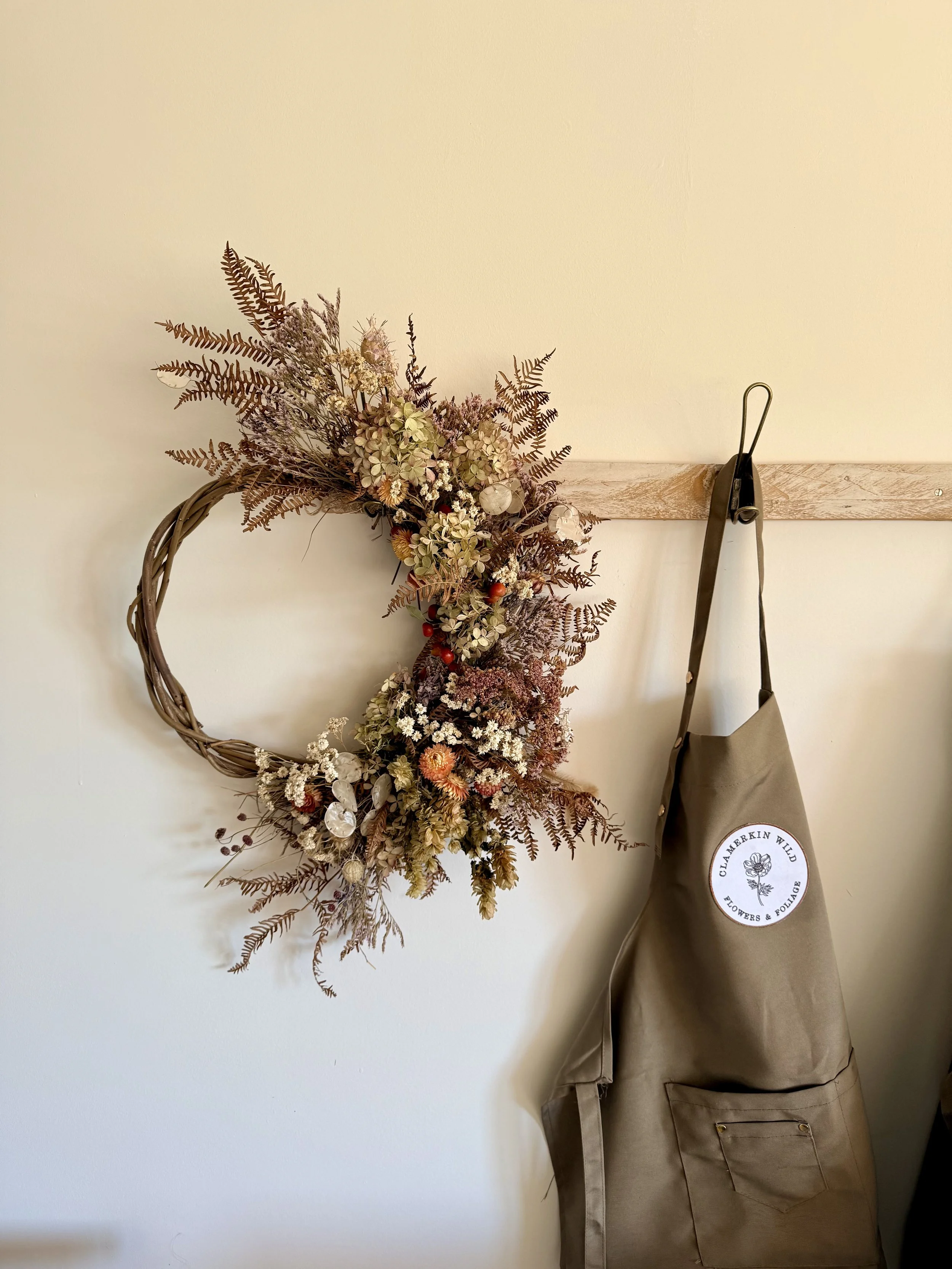 dried-flower-wreath-workshop-studio-willow