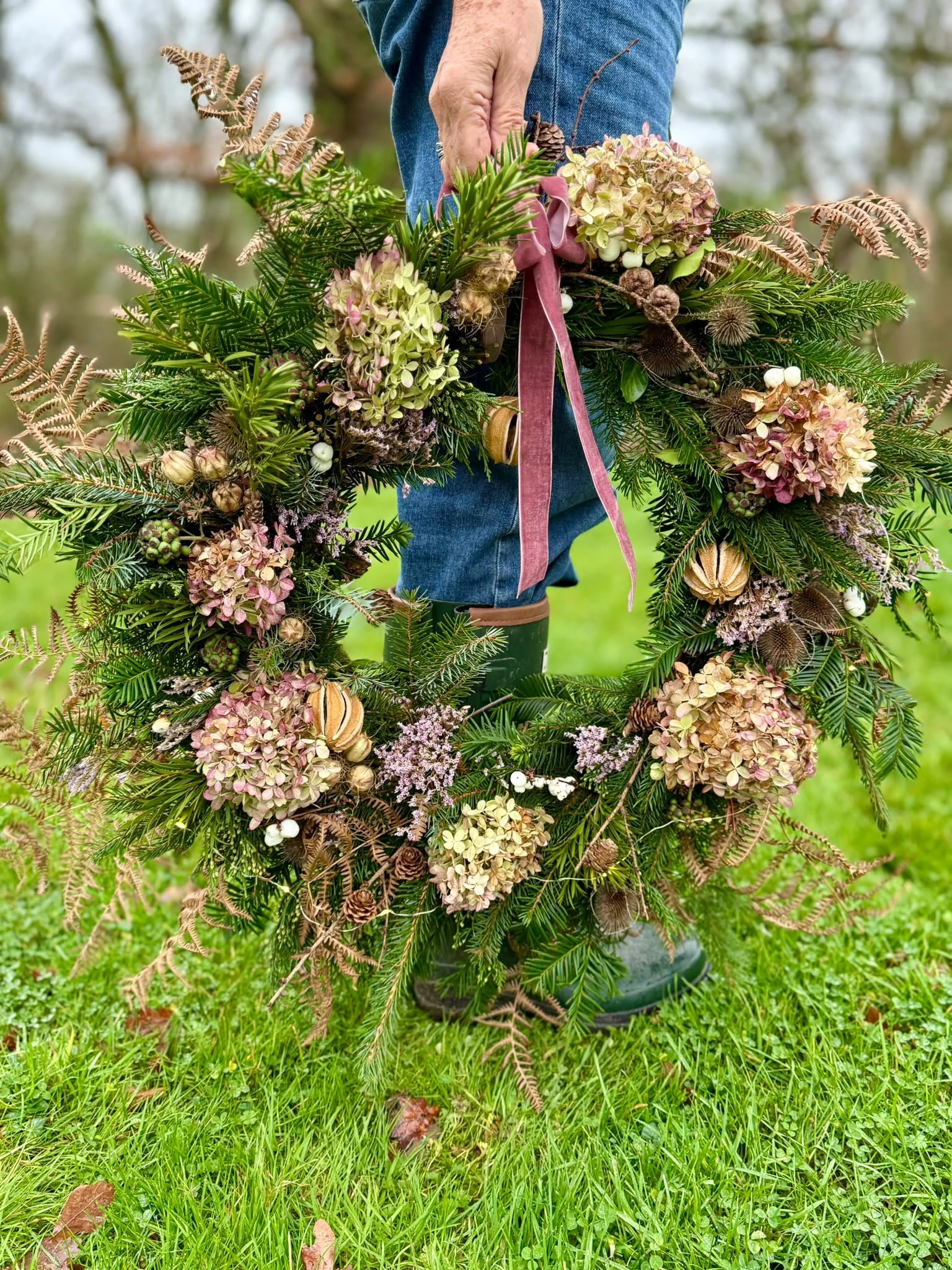 local-foliage-in-christmas-wreaths