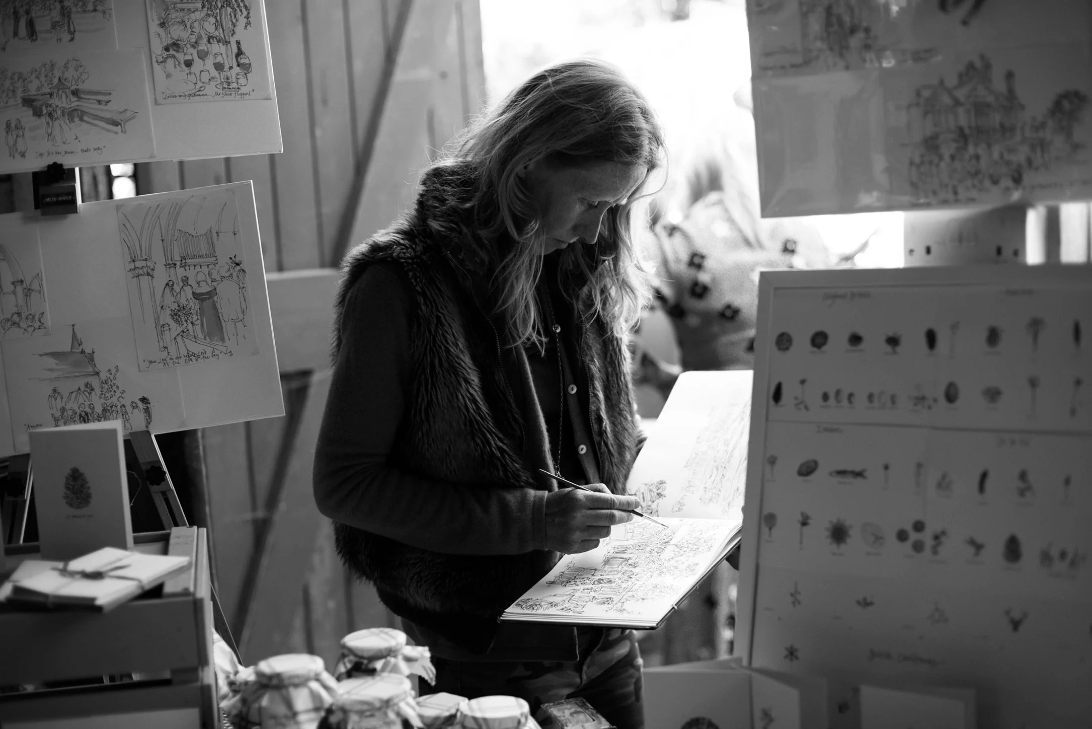 AnnaMacInnes-painter-floral-art-workshop-paint
