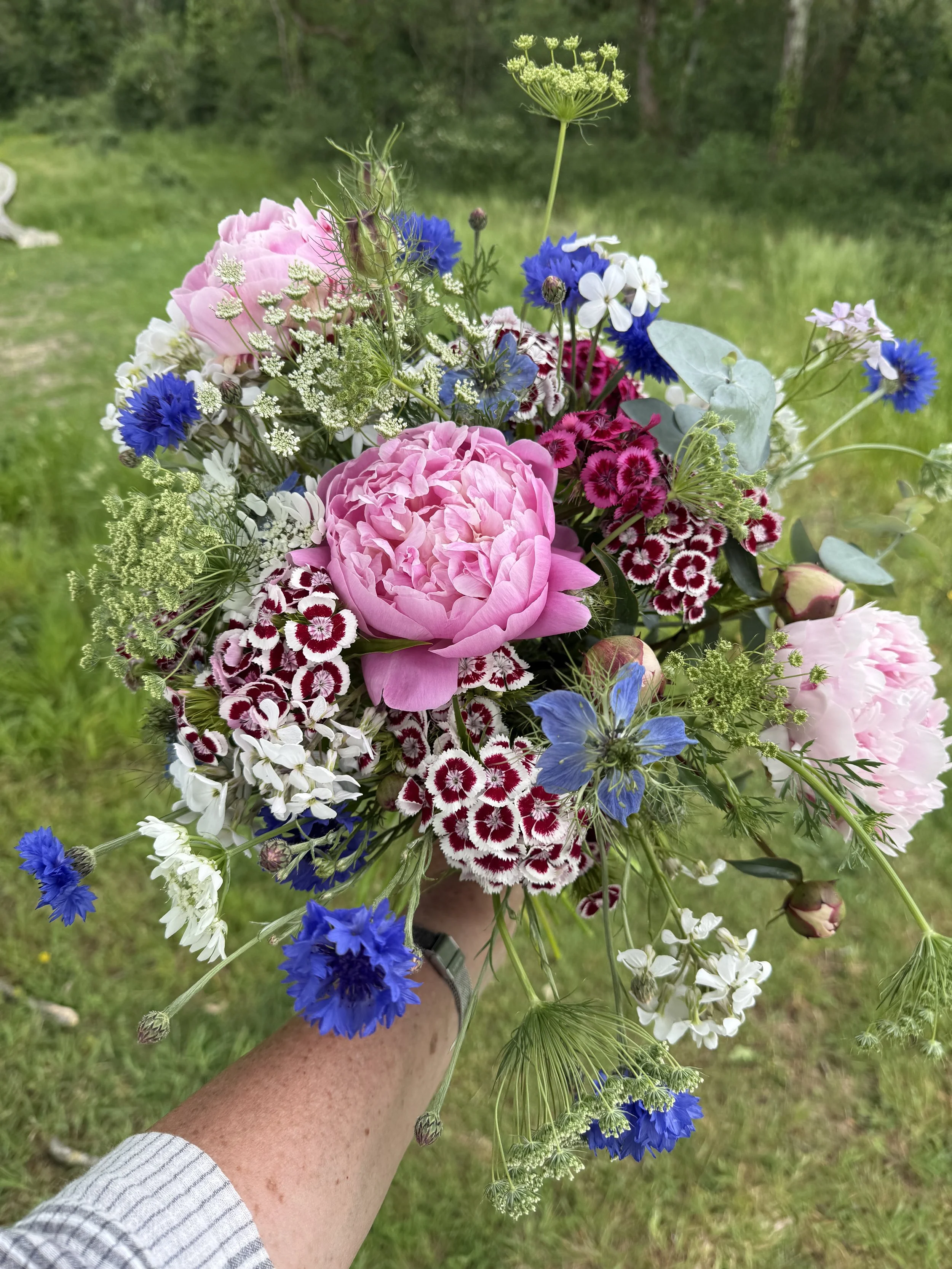 Buy-British-Flowers-bouquet-workshop
