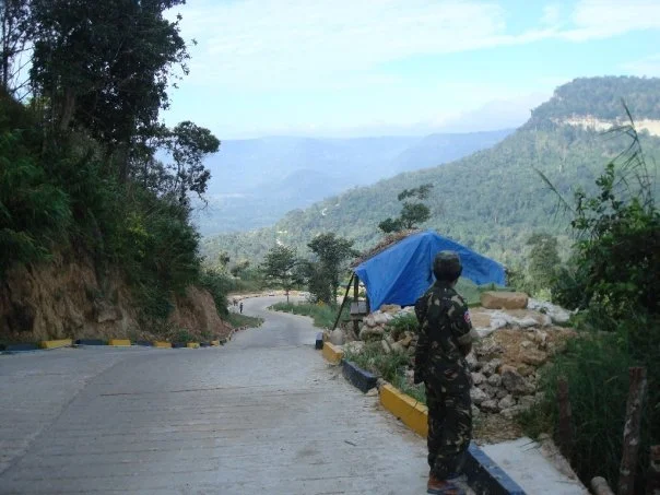 soldiers on the way up preah vihear.jpg