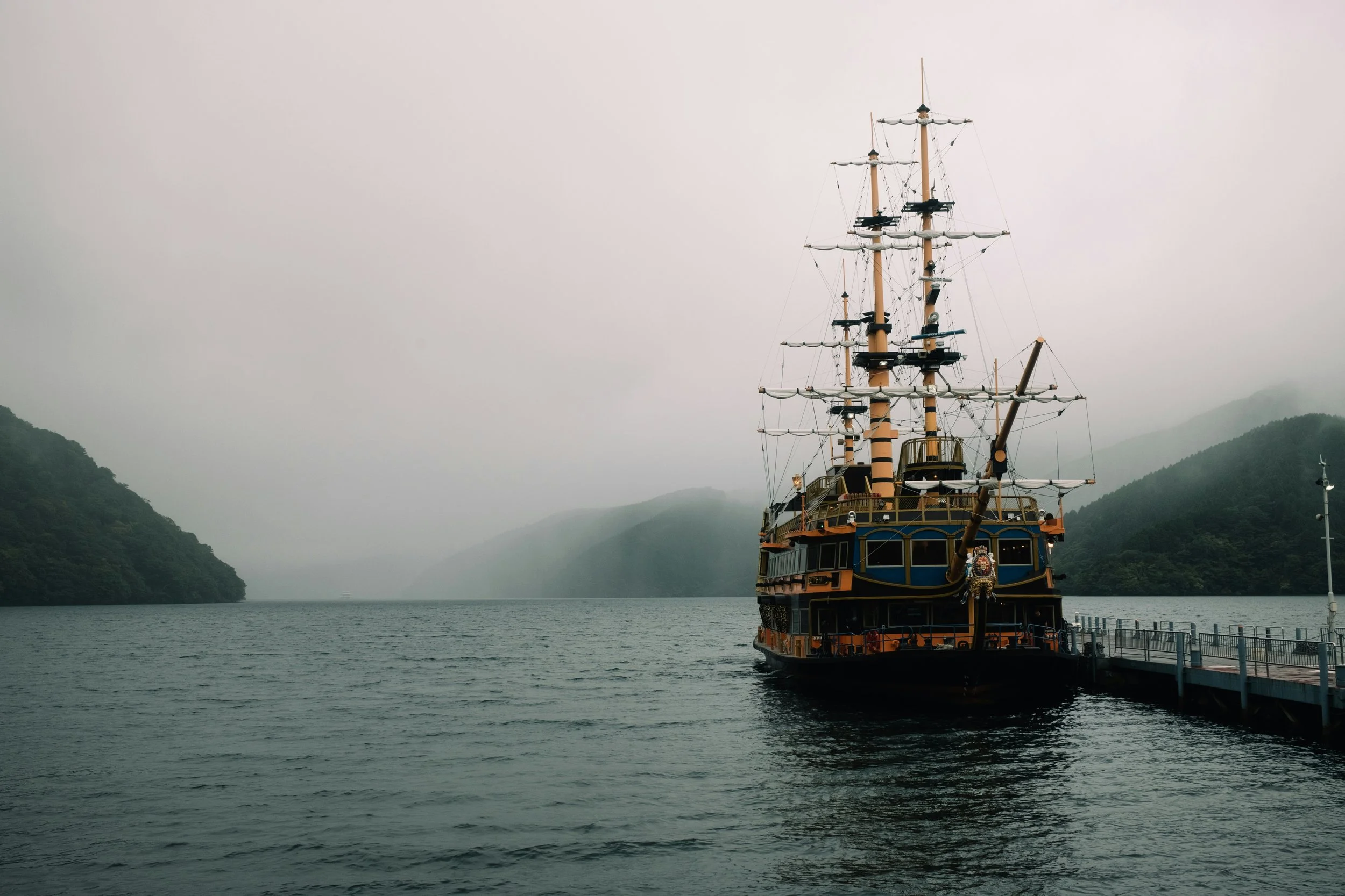 nguyen-minh-HfSqa8ZkJ74-unsplash(1).jpg