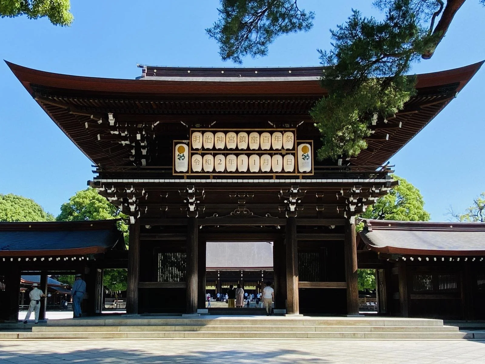 Meiji Shrine main gate and courtyard in Harajuku