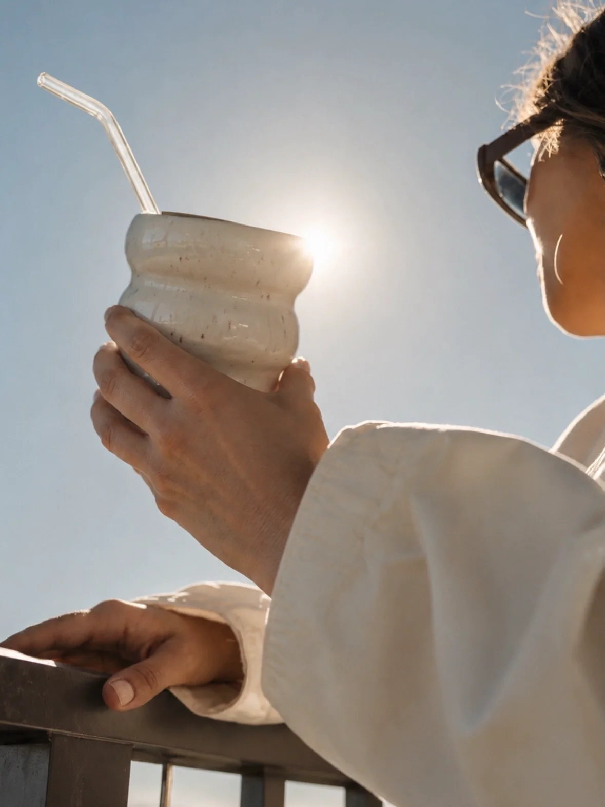 Grande tasse en céramique artisanale pour boissons chaudes et froides – Malléable
