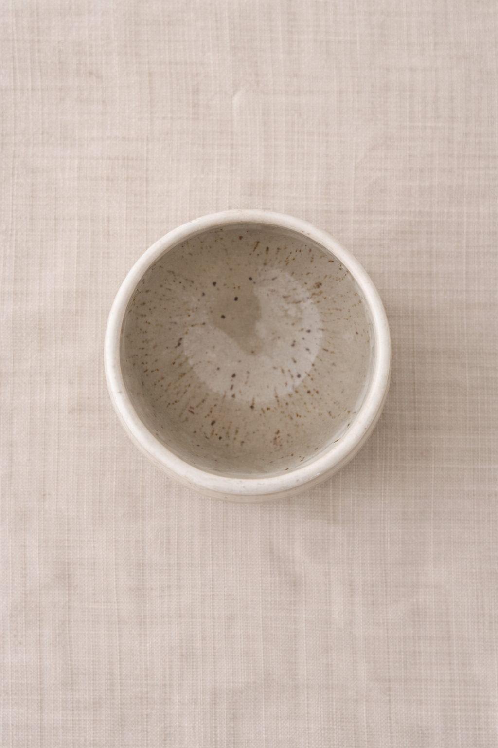 Tasse Galbée – beige pyritée - Malleable - 02.png (copie)