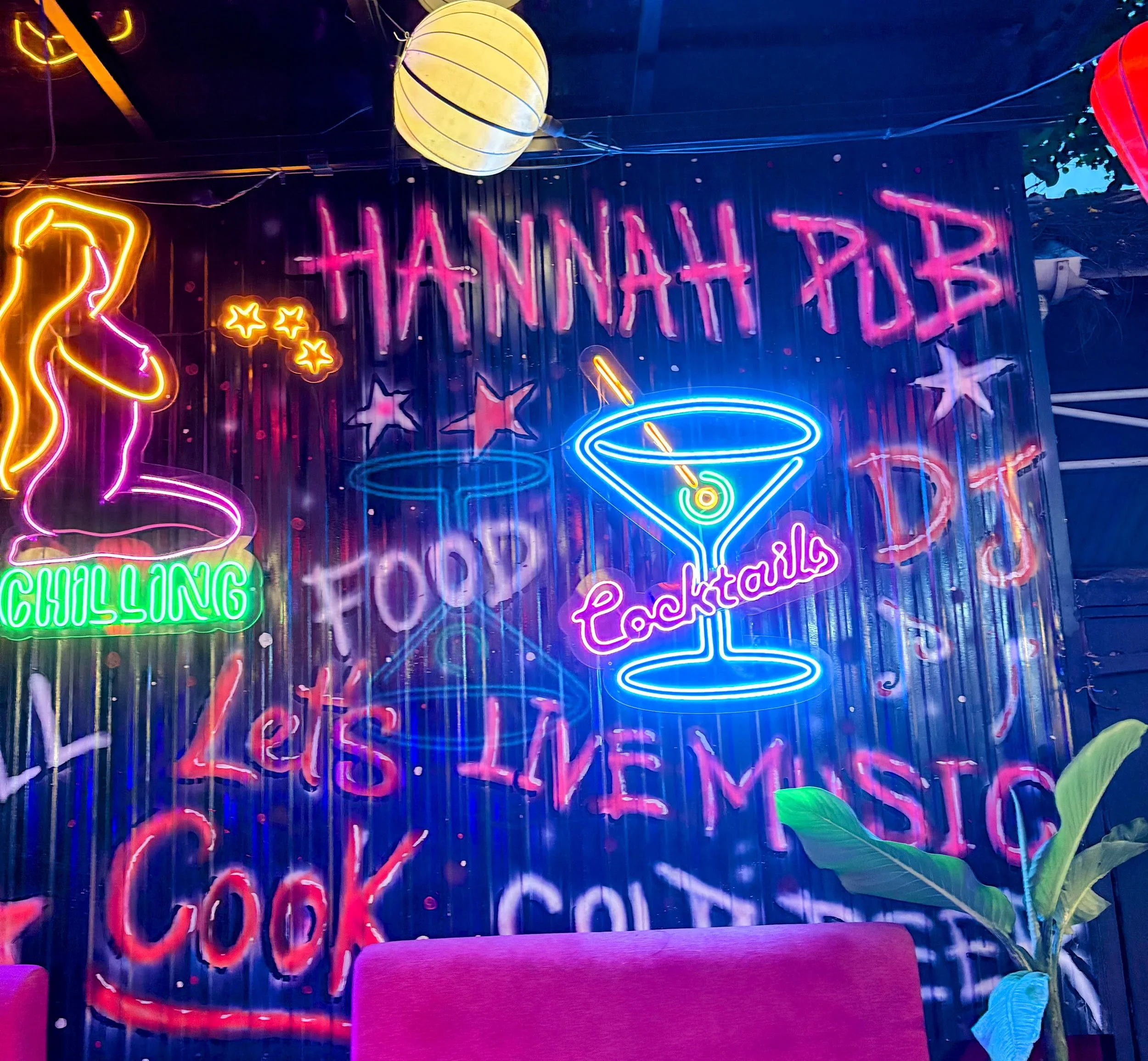 Neon signs and velvet seats line many of the backstreets home to funky bars and late-night food shops.
